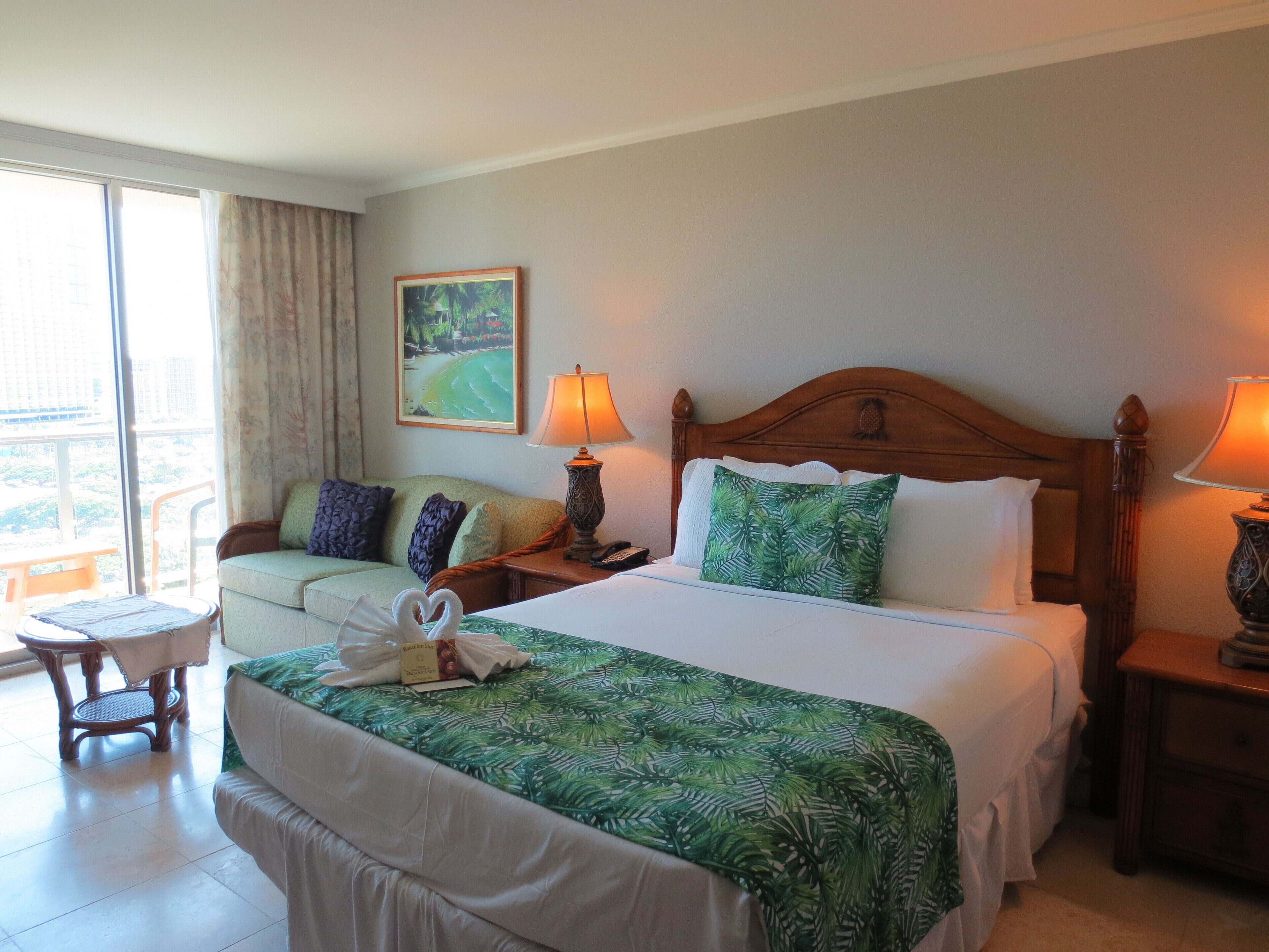 Condo in Waikiki with Amazing view!!