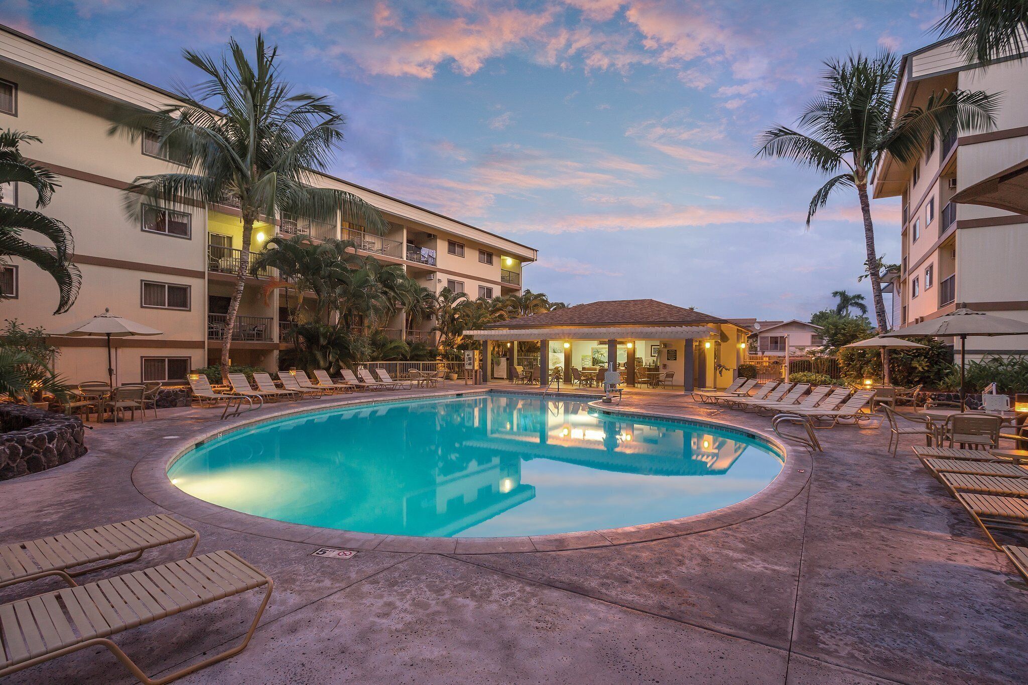 Beautiful 2 bedroom Condo @ Kona!