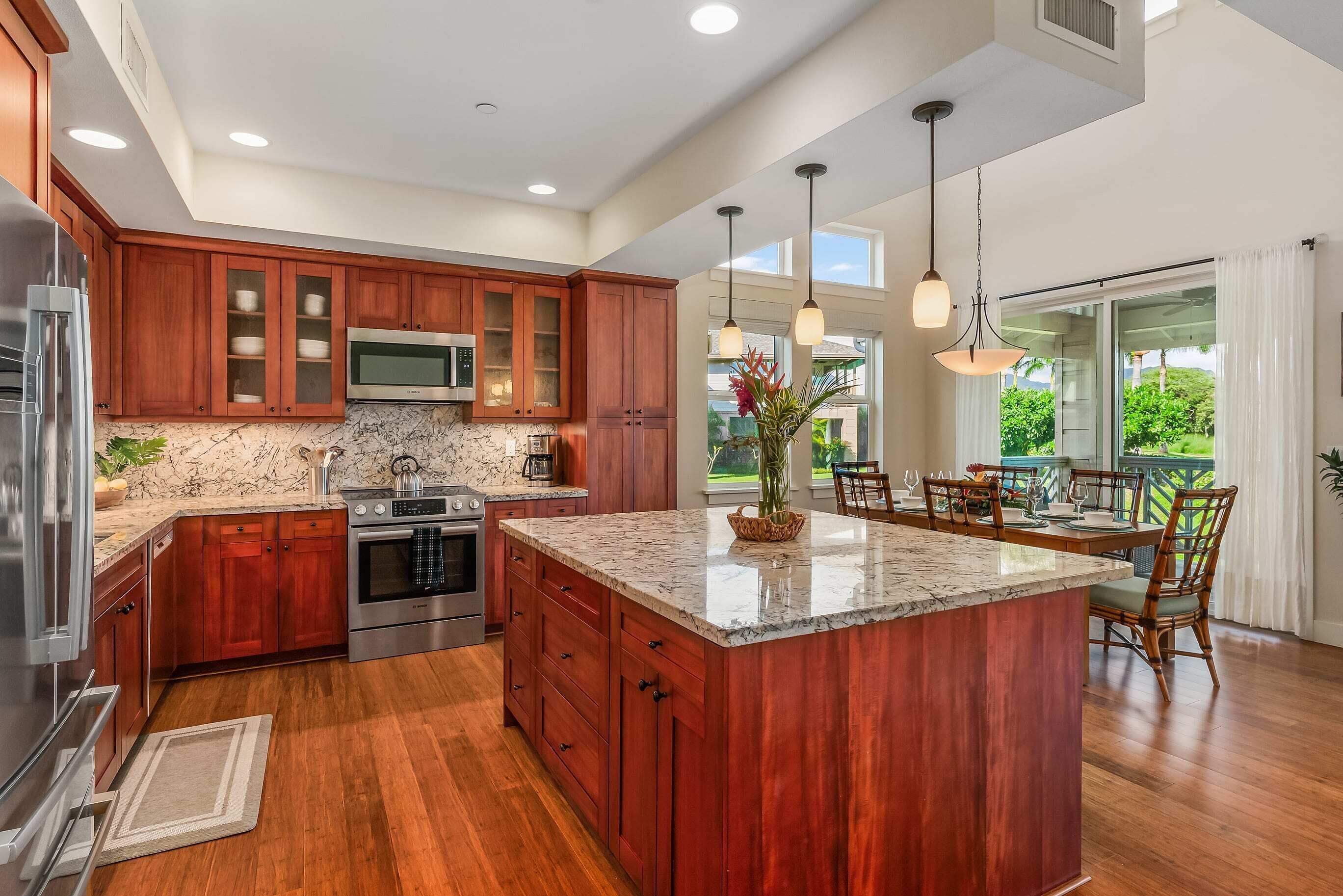 Beautiful Pili Mai 3E Condo A/C, Across From Pool