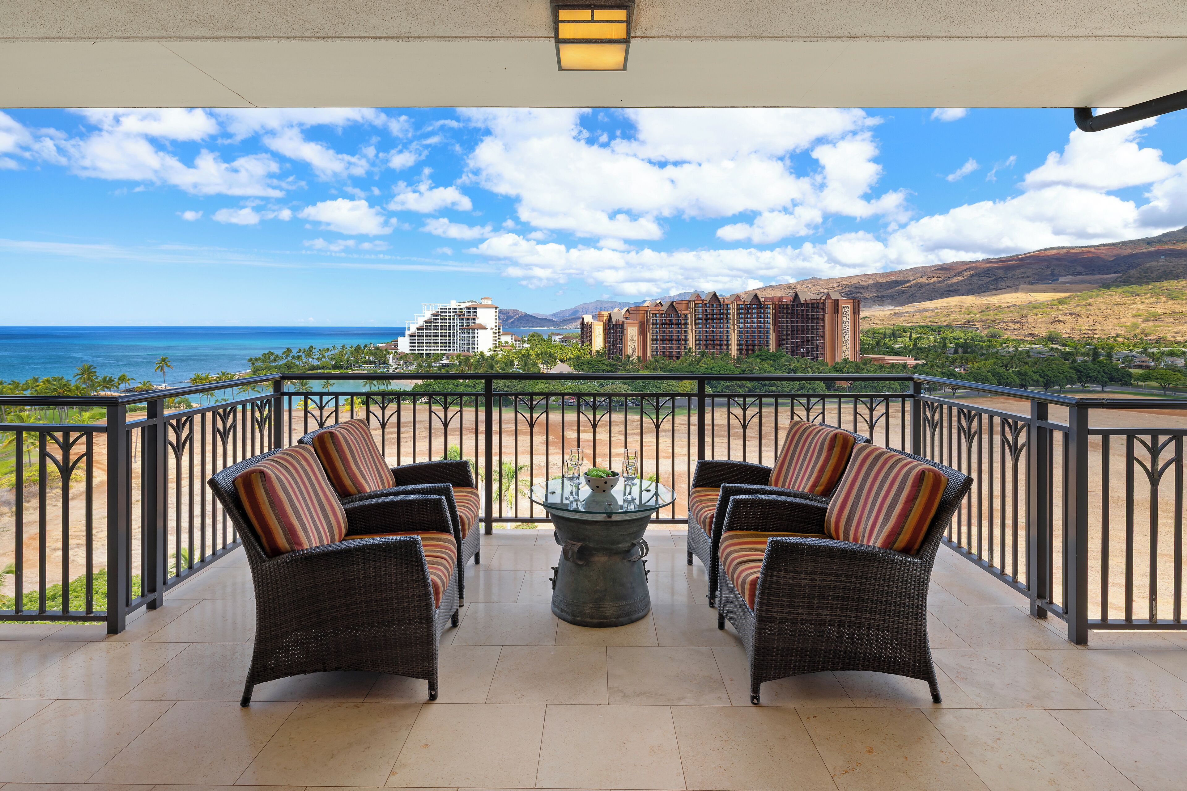 Ko Olina Beach Villas B1101: Breathtaking Ocean Views from Every Room
