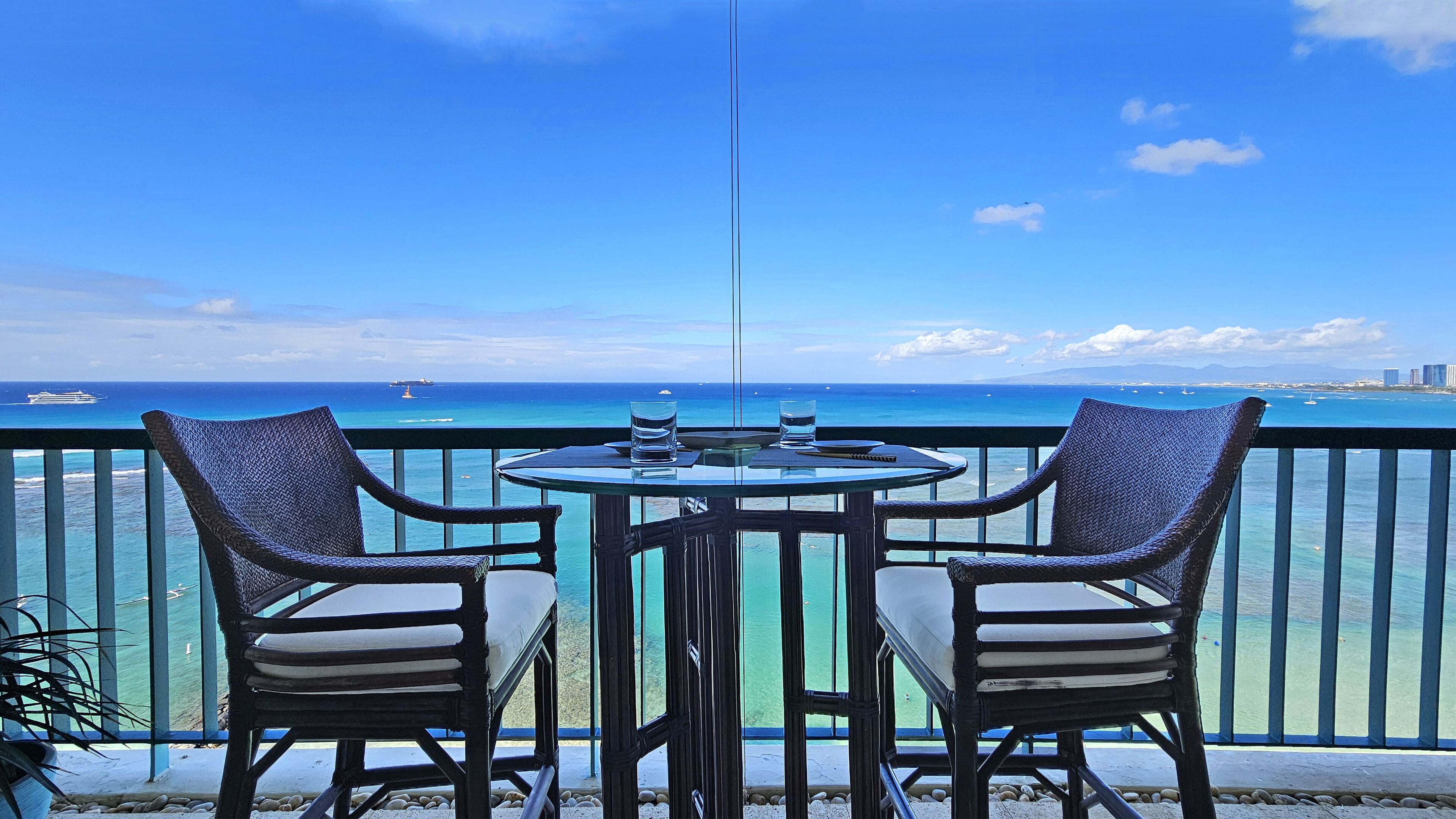 RELAX w/ Direct Beach Access High Flr. Sans Souci 2BD/2BA🌴Stunning Ocean Views