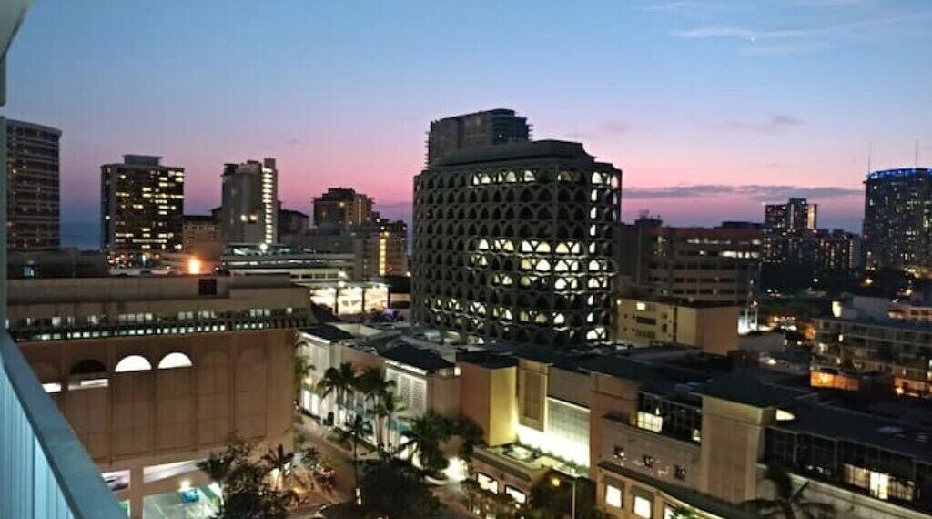 Waikiki Center of Attractionn
