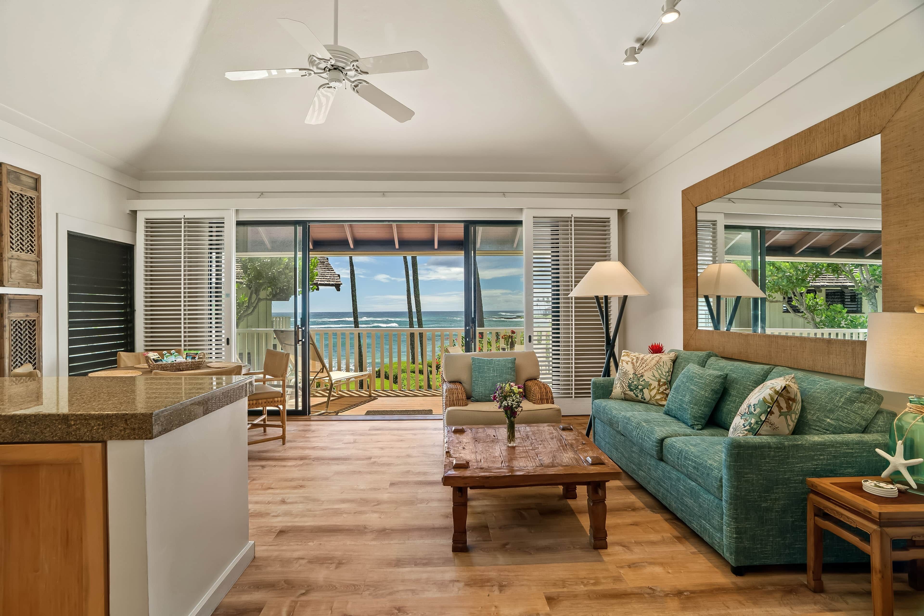 Beachfront-AC-W/D-Ocean view-Pool-Open Concept #9