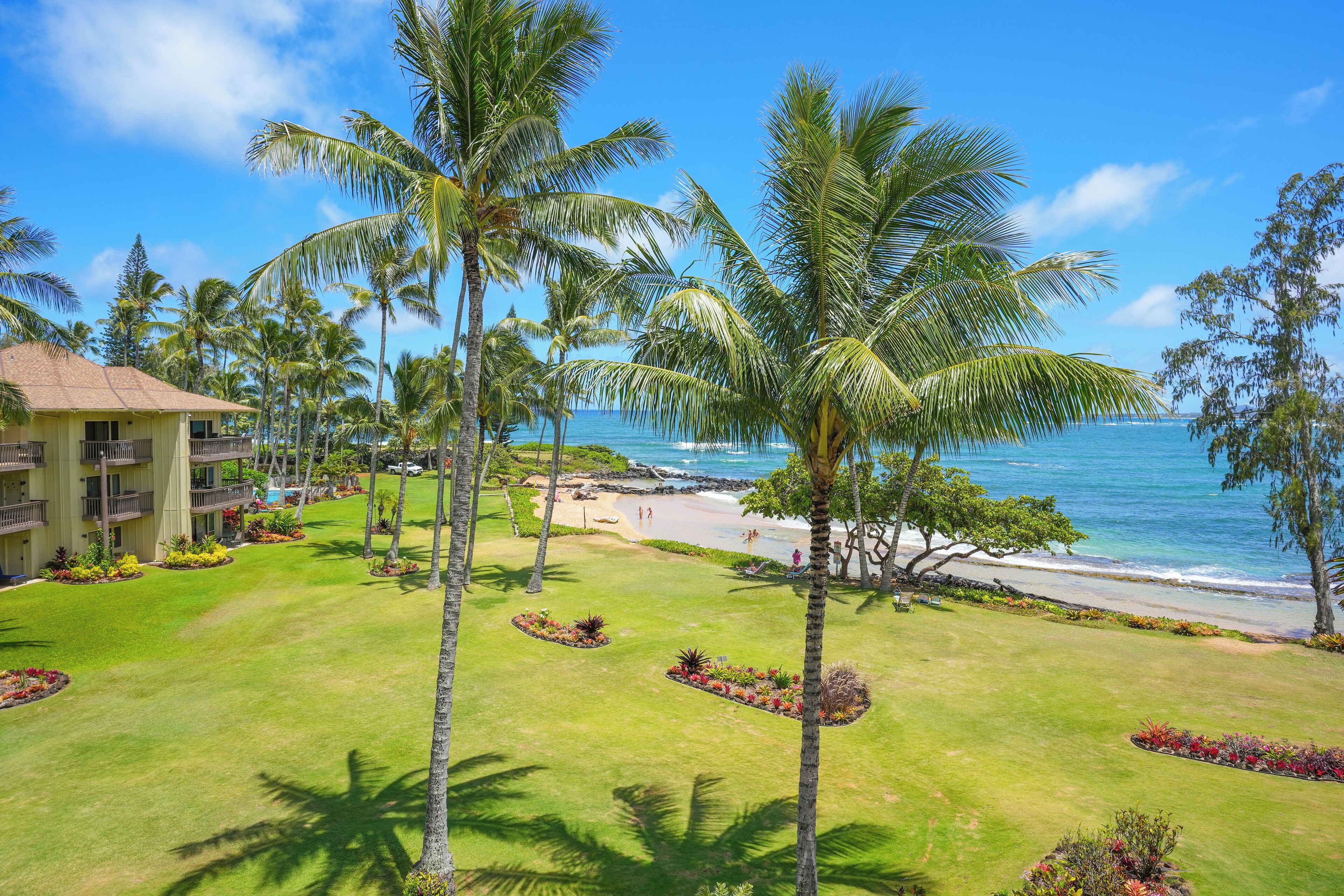 Lae Nani 531-Oceanfront View Top Floor with AC