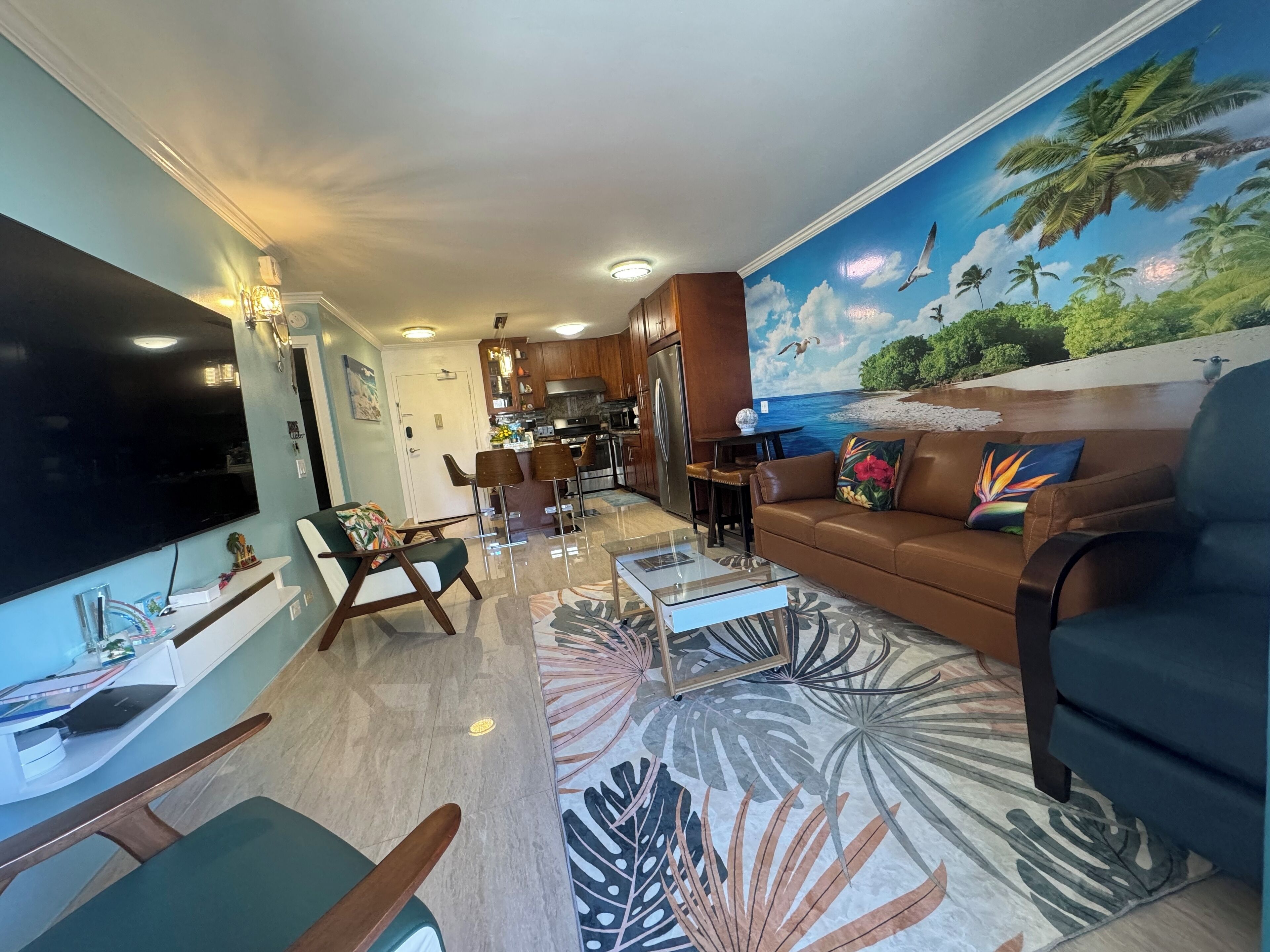Aloha  Waikiki Condo 2Beds, 2Baths, Free Parking.