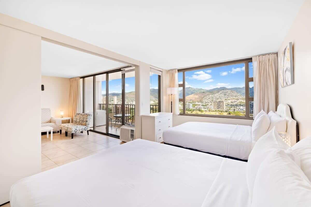 Waikiki Banyan @T2-29th 2Double Beds NEW Renovated