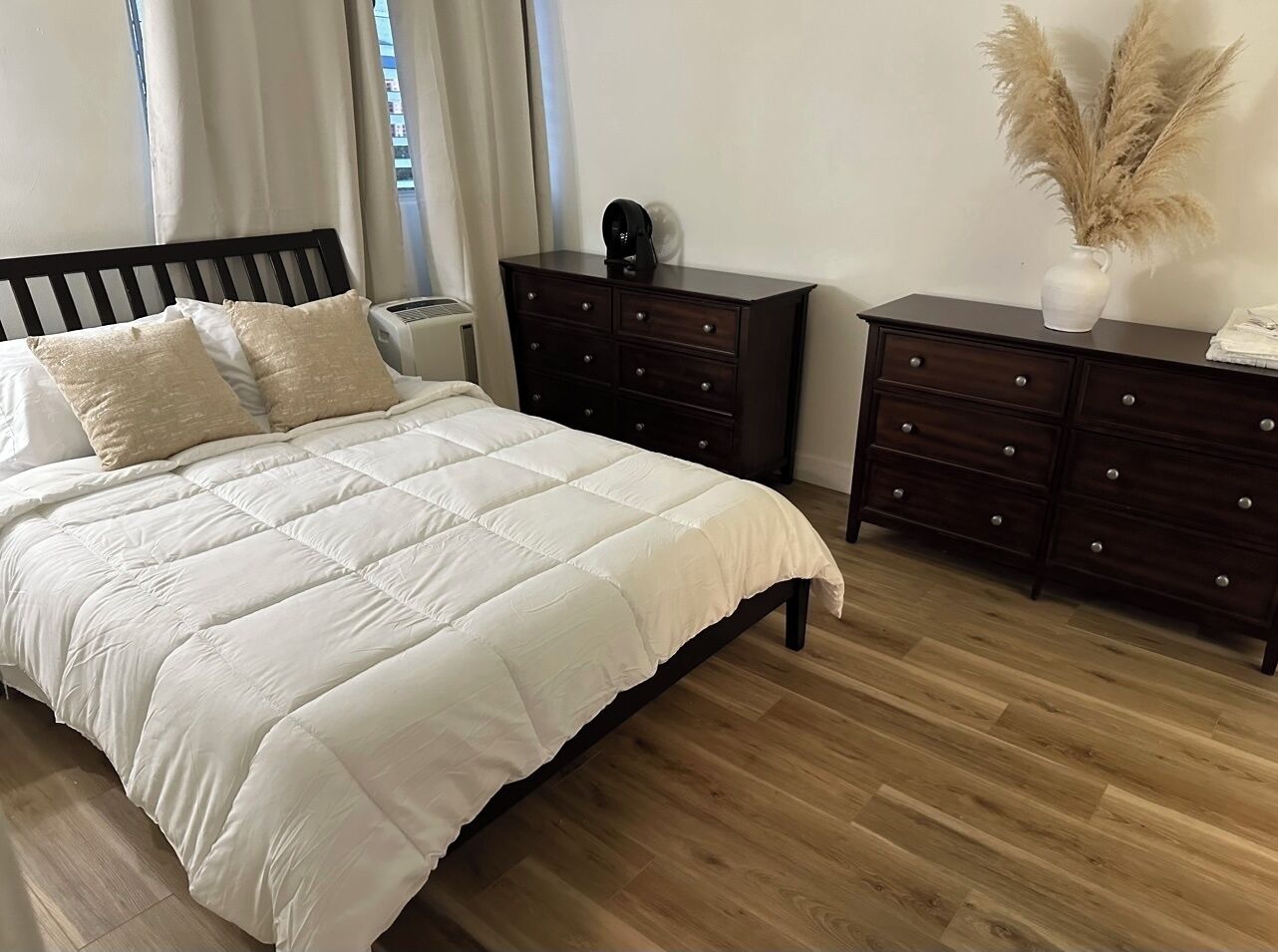 Cozy 3-bedroom apartment with WiFi in Centrally located Honolulu Salt Lake