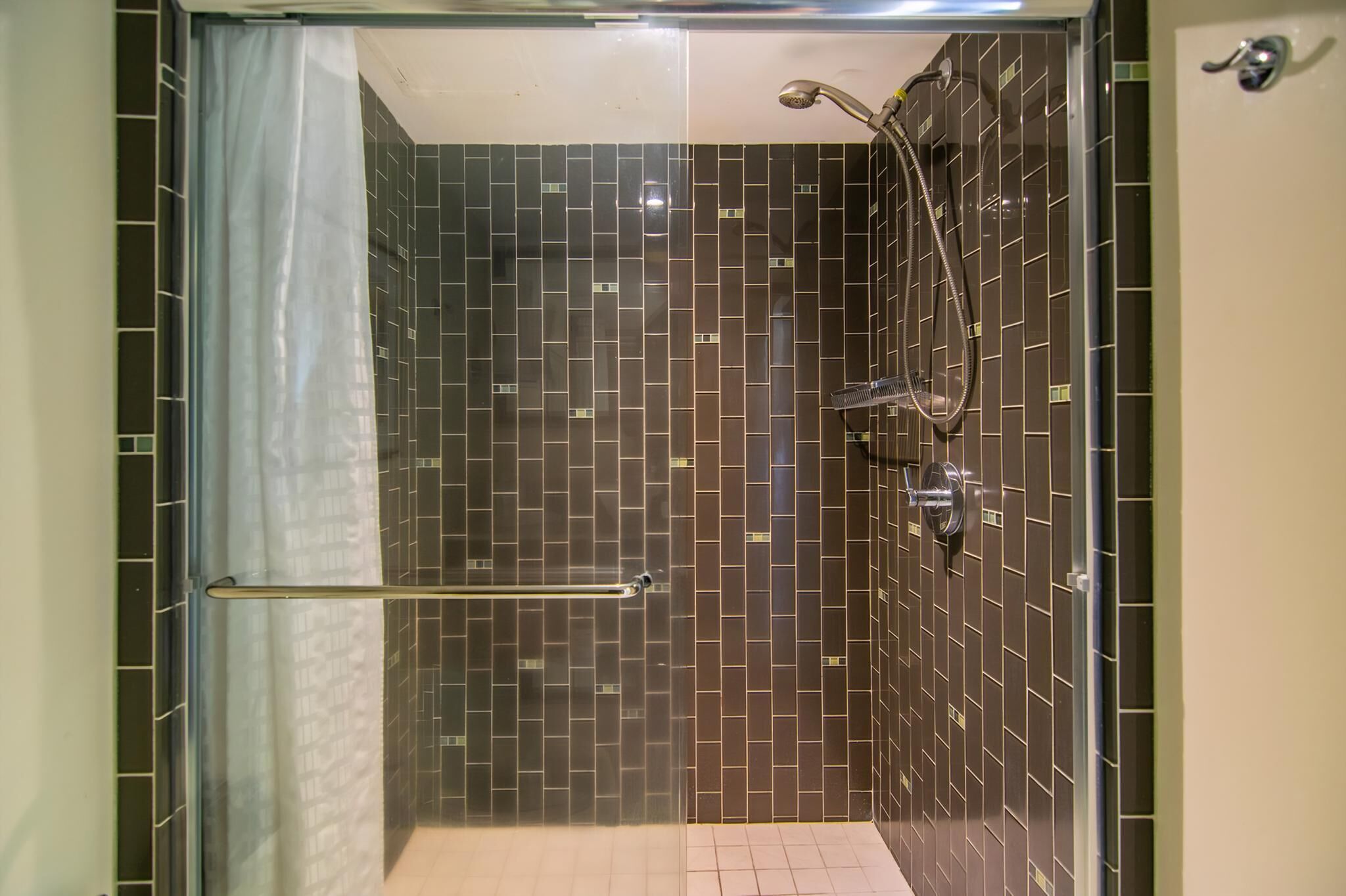 Regency Waikiki Partial Ocean View 2 Bedroom