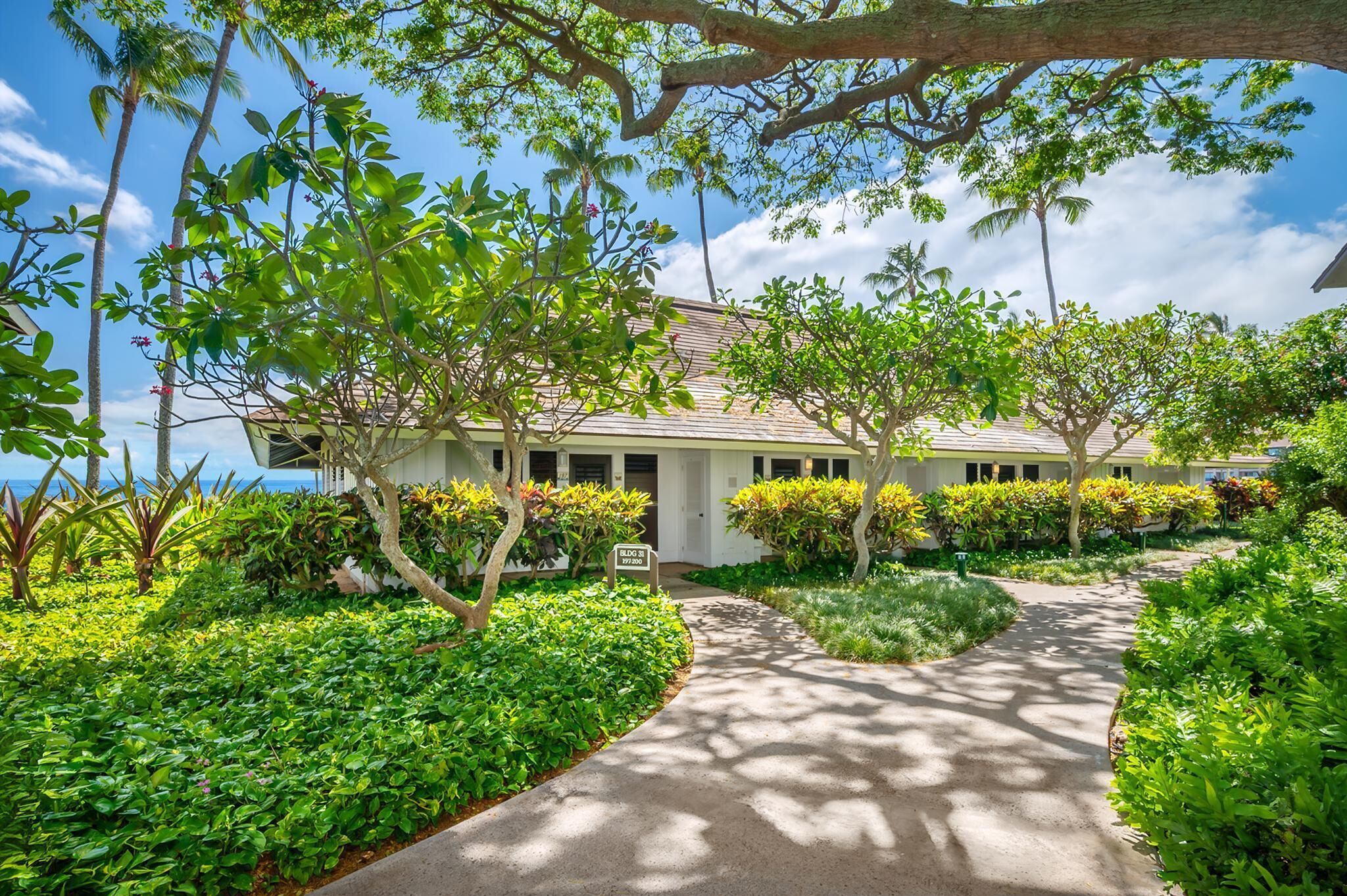 Kiahuna Plantation Resort Oceanfront 1 Bedroom