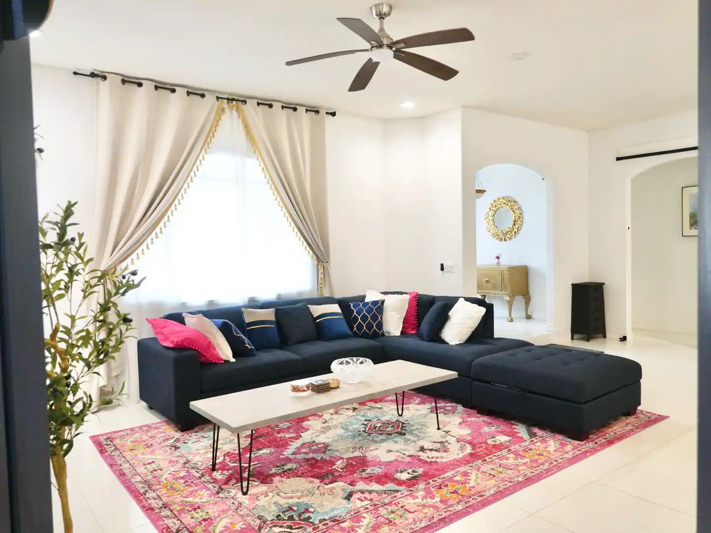 Spacious & Modern Pāhoa Retreat Near Kehena Beach!