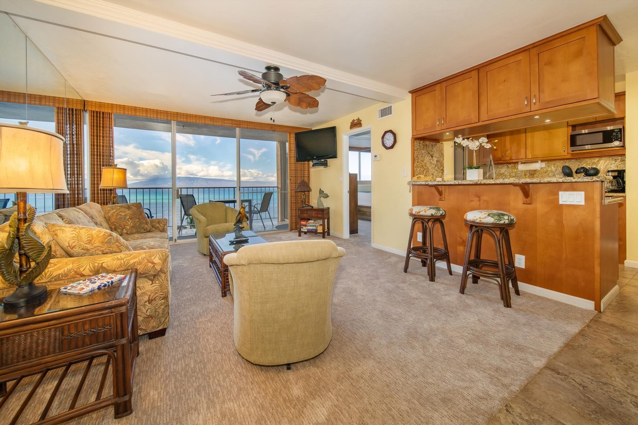Royal Kahana Maui 912 Oceanfront 1 Bedroom