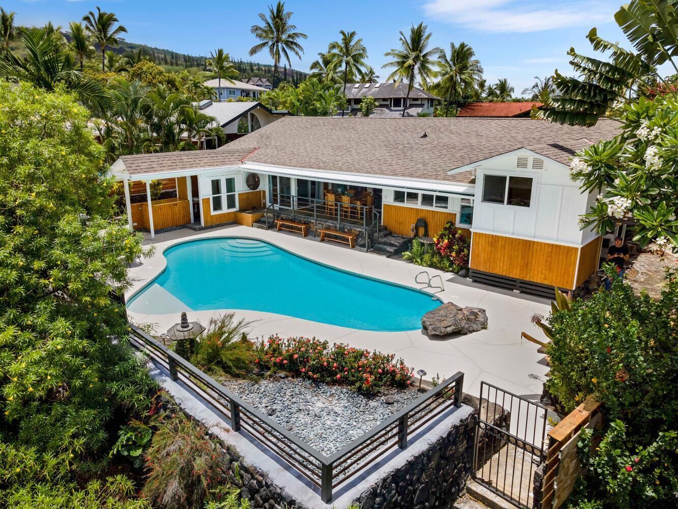 Manukai Hale: Luxe Golf View, Pool, Boho Charm, & Prime Location Near Heeia Bay