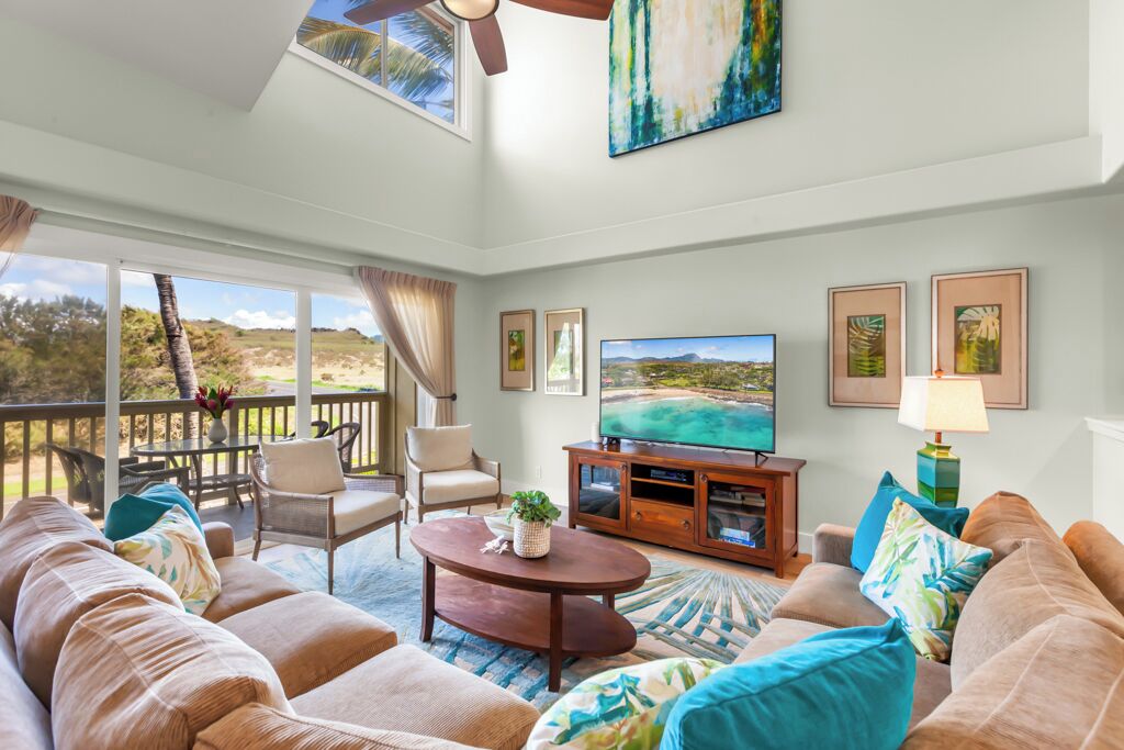 Luxurious Poipu condo - Walk to multiple beaches - Central AC - Wifi - Pools