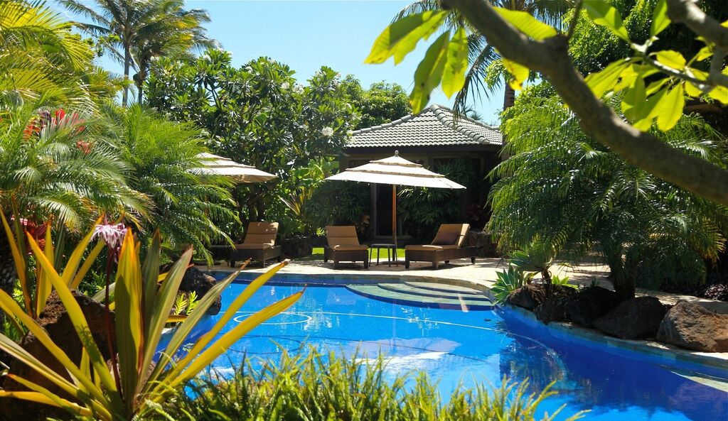 Poipu Bay Getaway - Poipu House - Saltwater pool, hot tub, AC!, Walk to Beach and Hyatt!