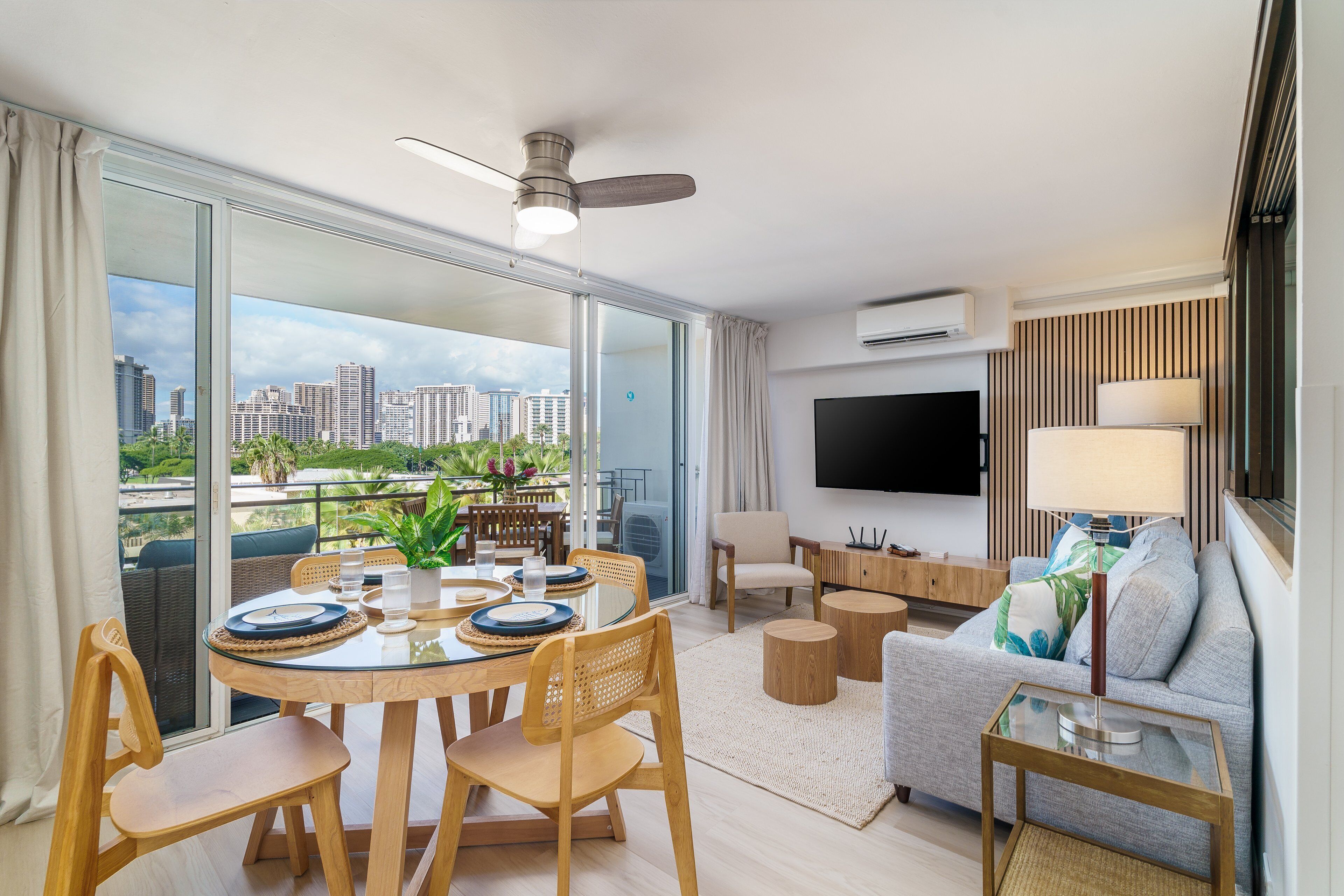 Heart of Waikiki! Modern 2 bedrooms/1 bath, short walk to the beach!