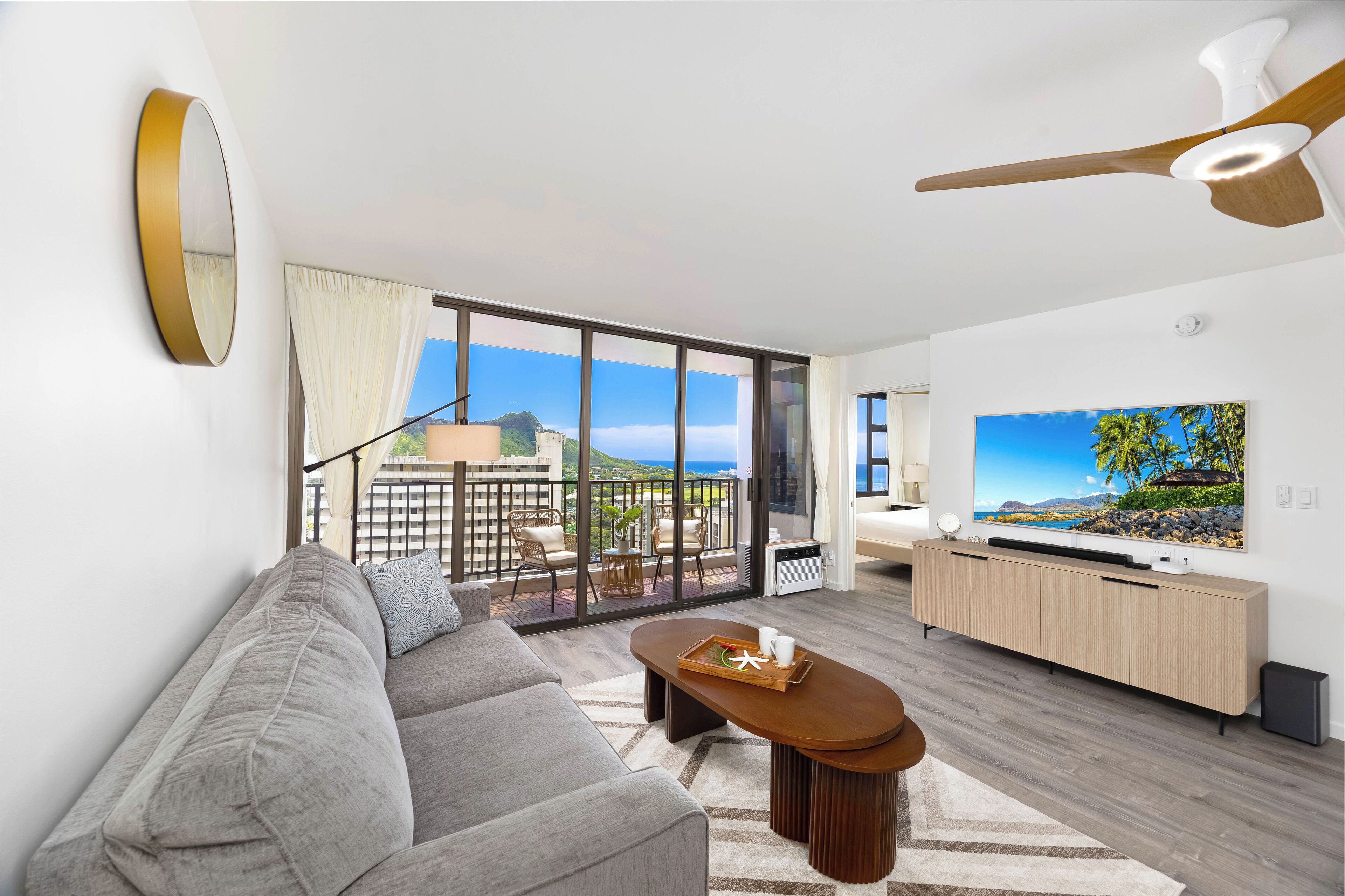 Newly Remodeled Ocean View Steps to Waikiki Beach