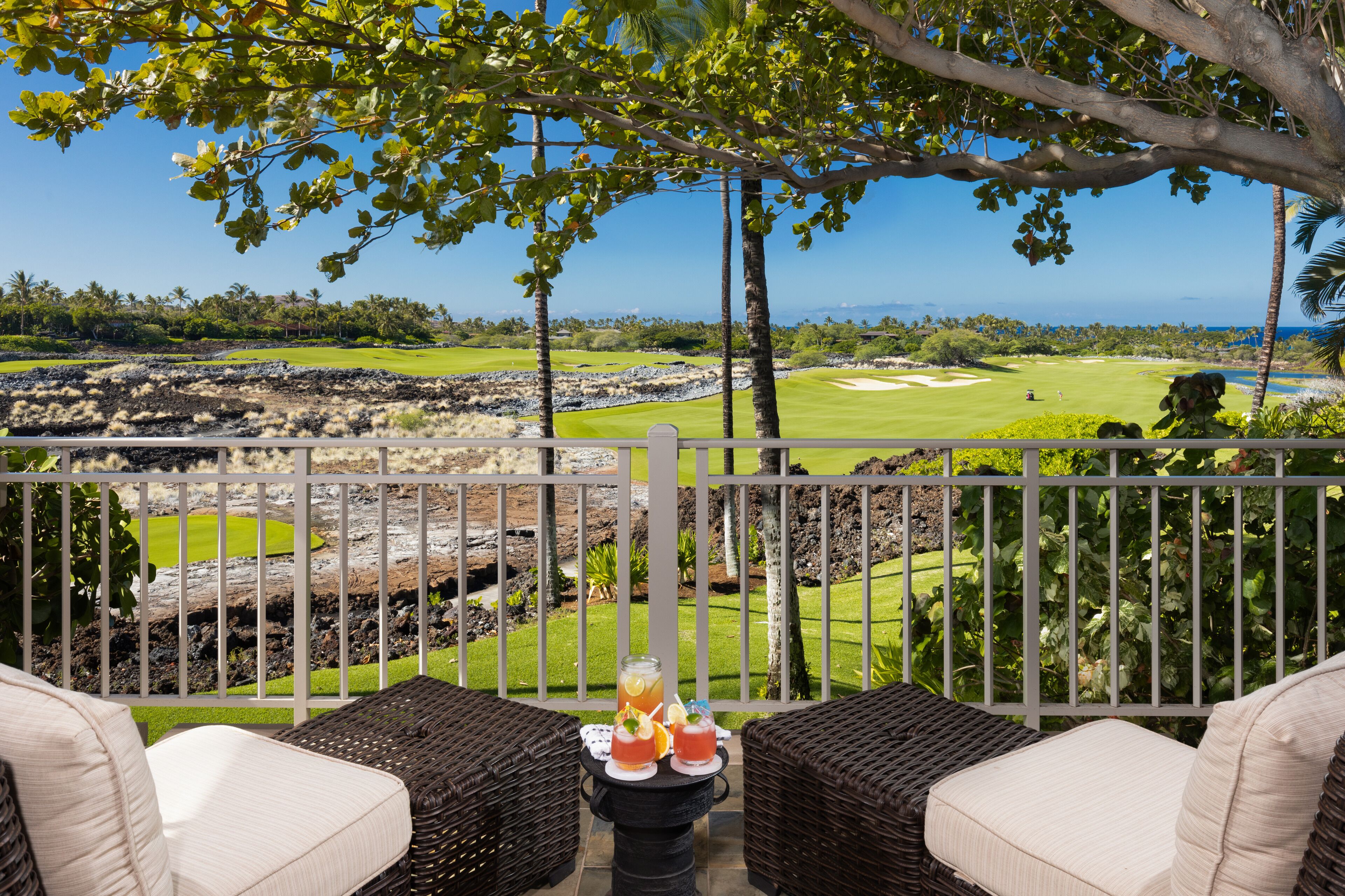 Waiulu Villa at Hualalai Resort: Modern 3BR Villa w/ Lanai, Golf Carts & Pool Ac