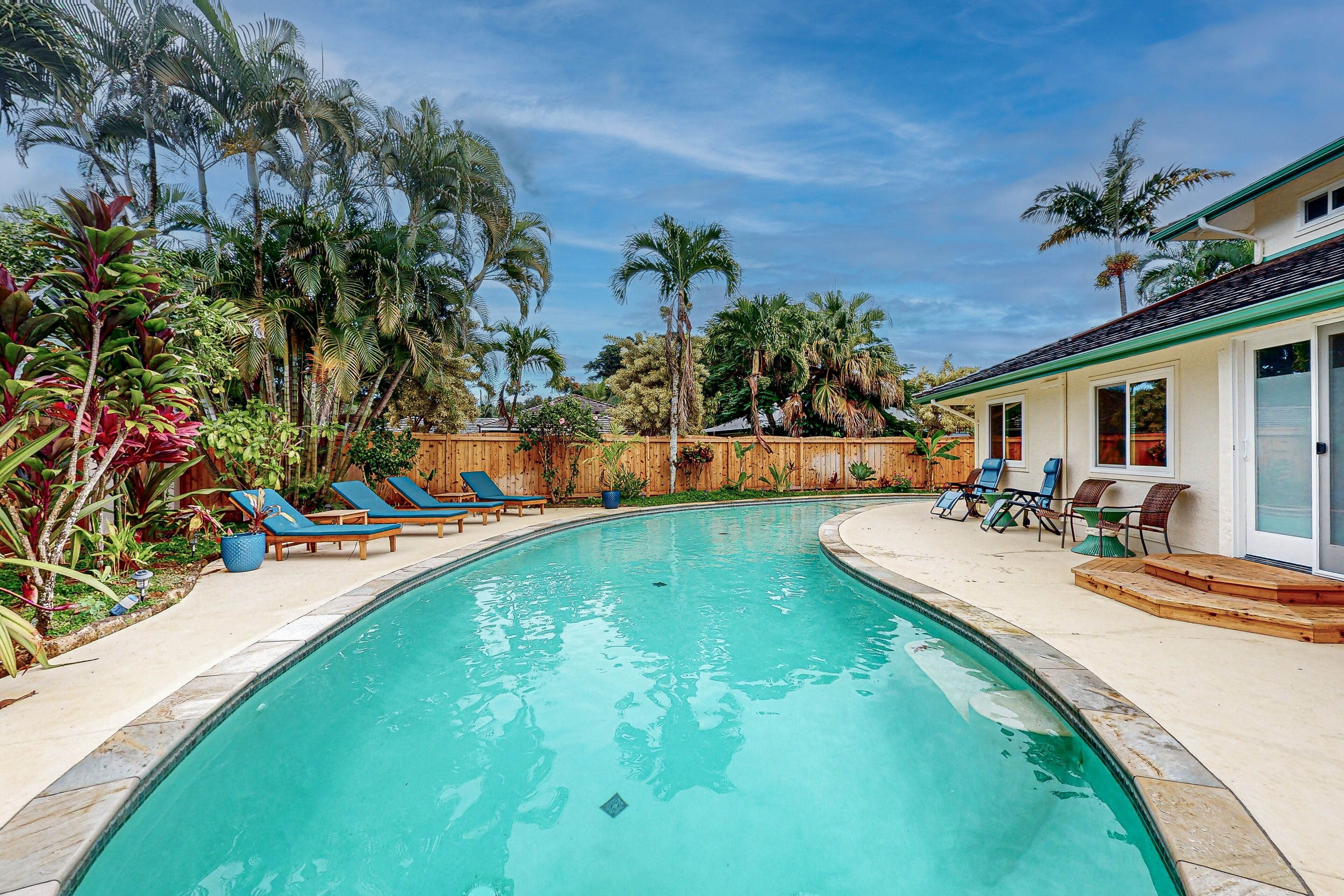 Gorgeous home with private pool, hammock, large patio, lanai, & enclosed yard
