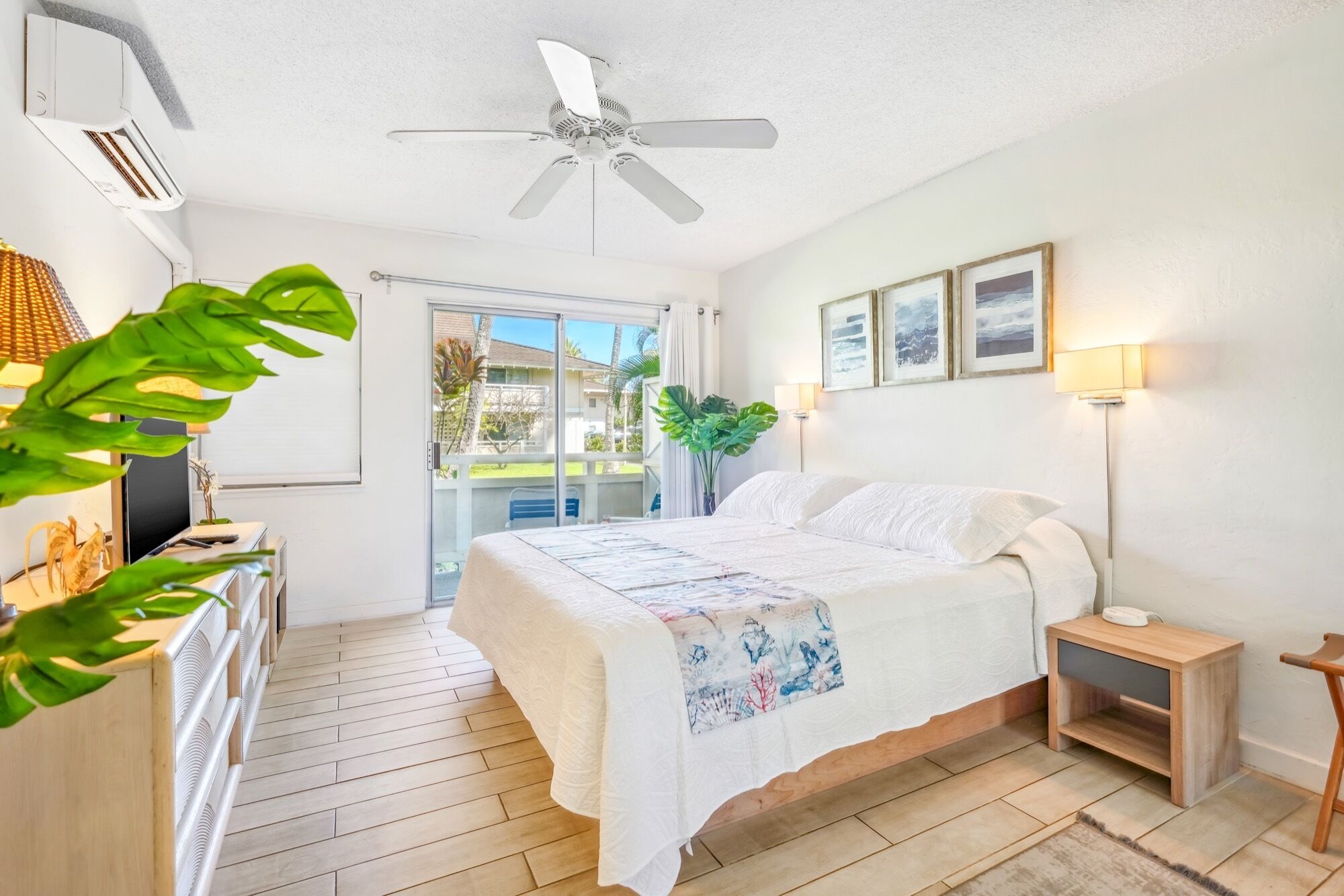 1 Bedroom Condo King Bed with Pool and jacuzzi