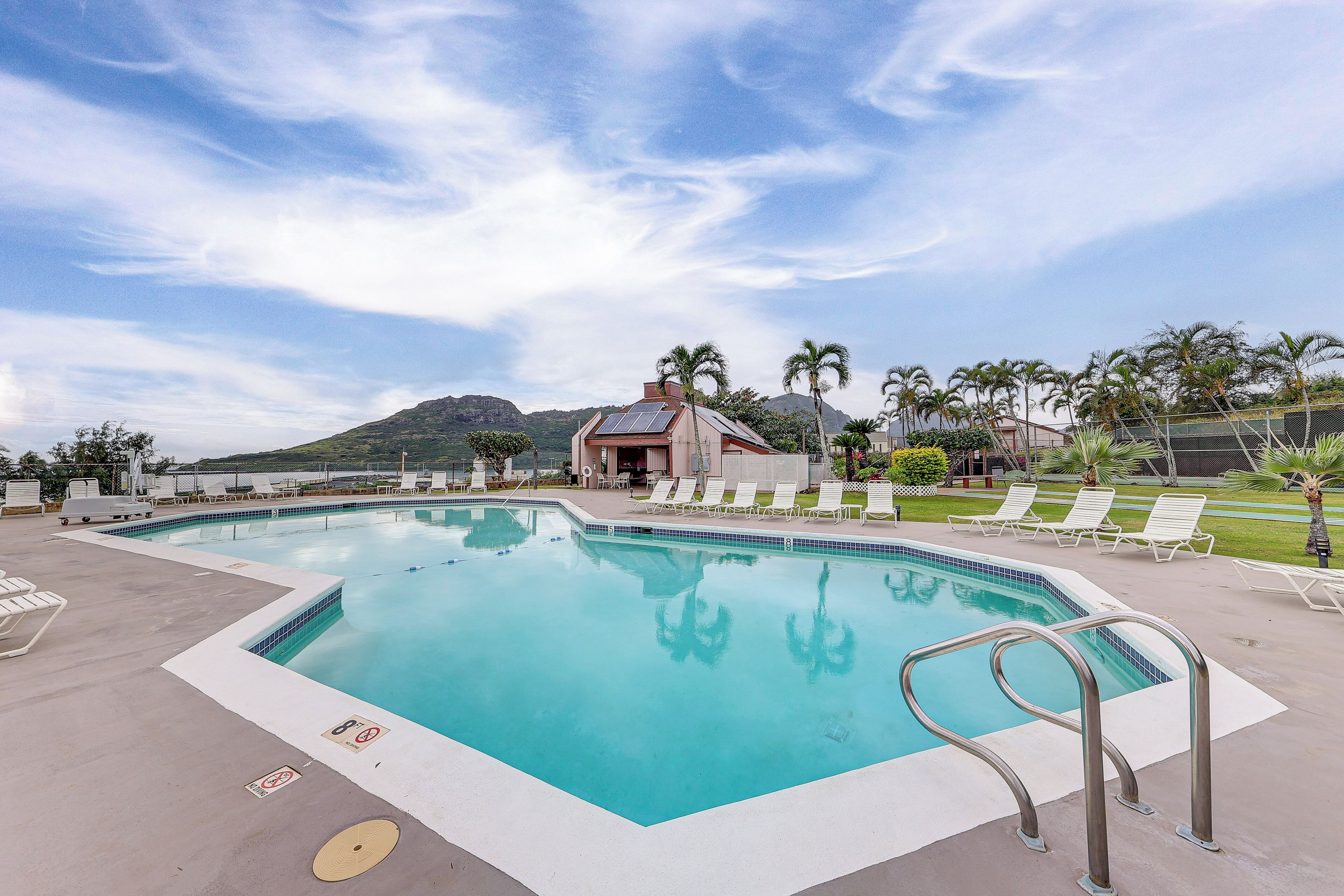 Walk to Kalapaki Beach: Condo w/ Ocean & Mtn View!