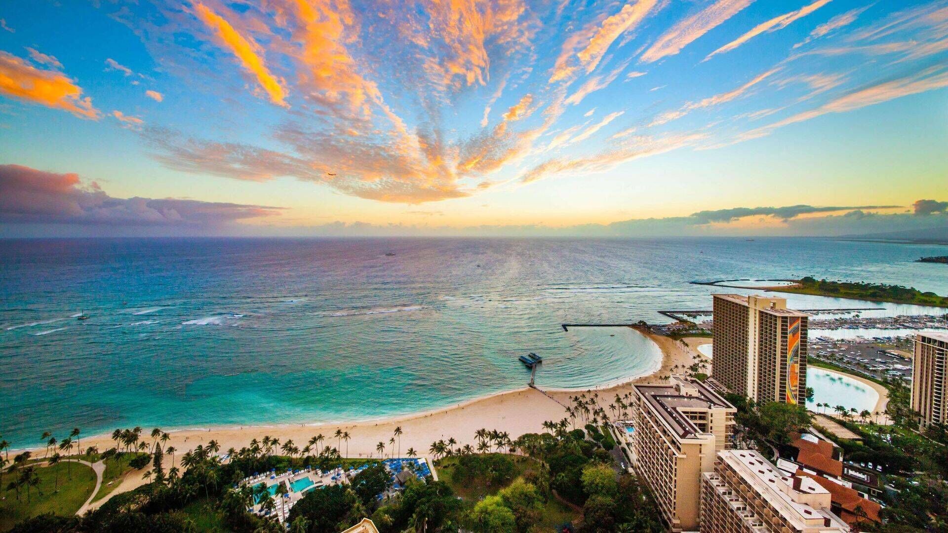 The Grand Islander, a Hilton Grand Vacations Club