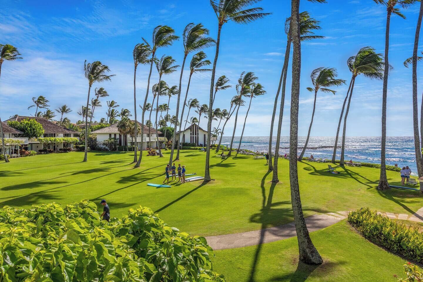 Charming apartment in delightful Koloa with fitness room, AC, WiFi