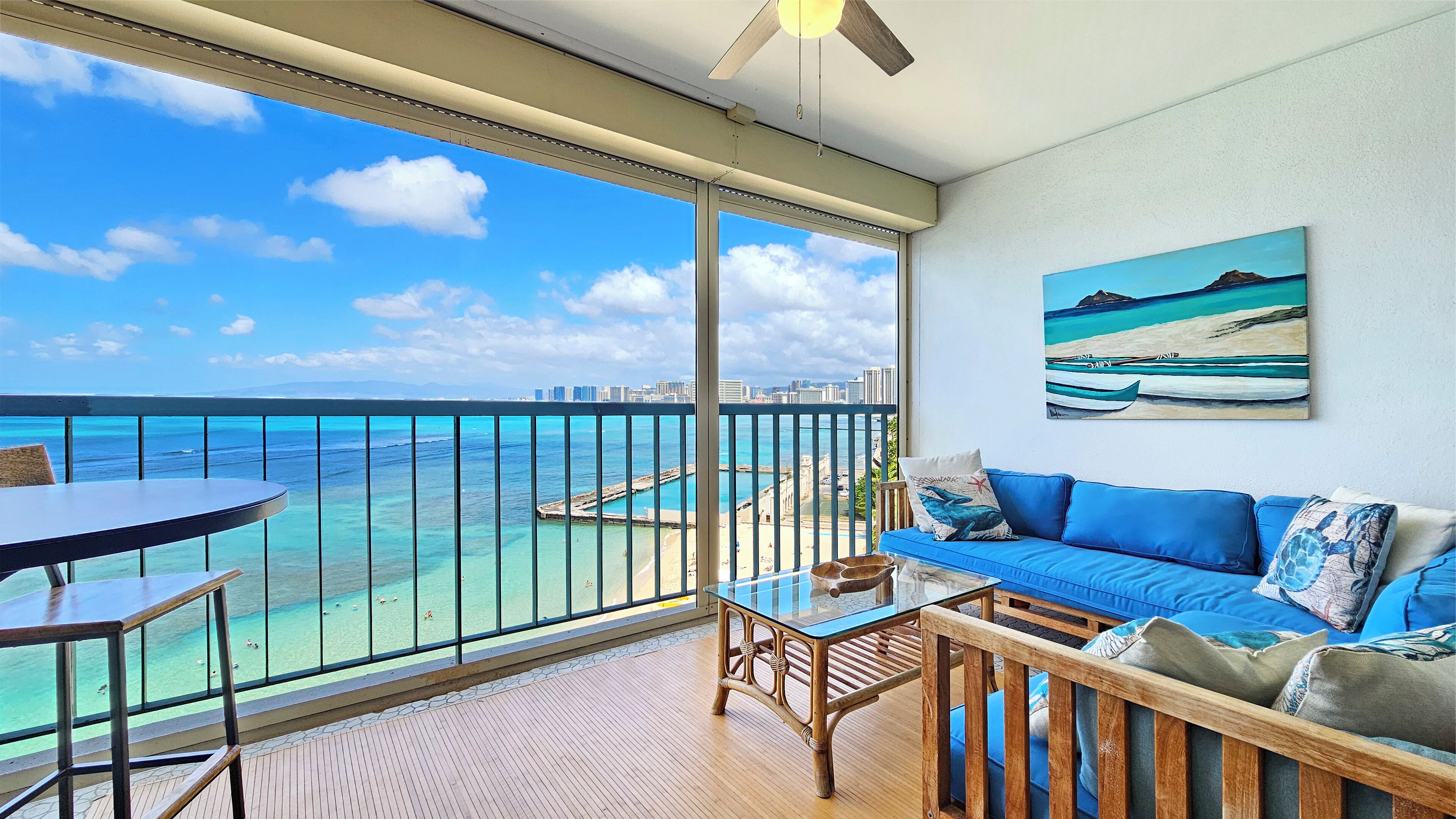 Beachfront 8th Floor Sans Souci Studio - 30 Day Rental