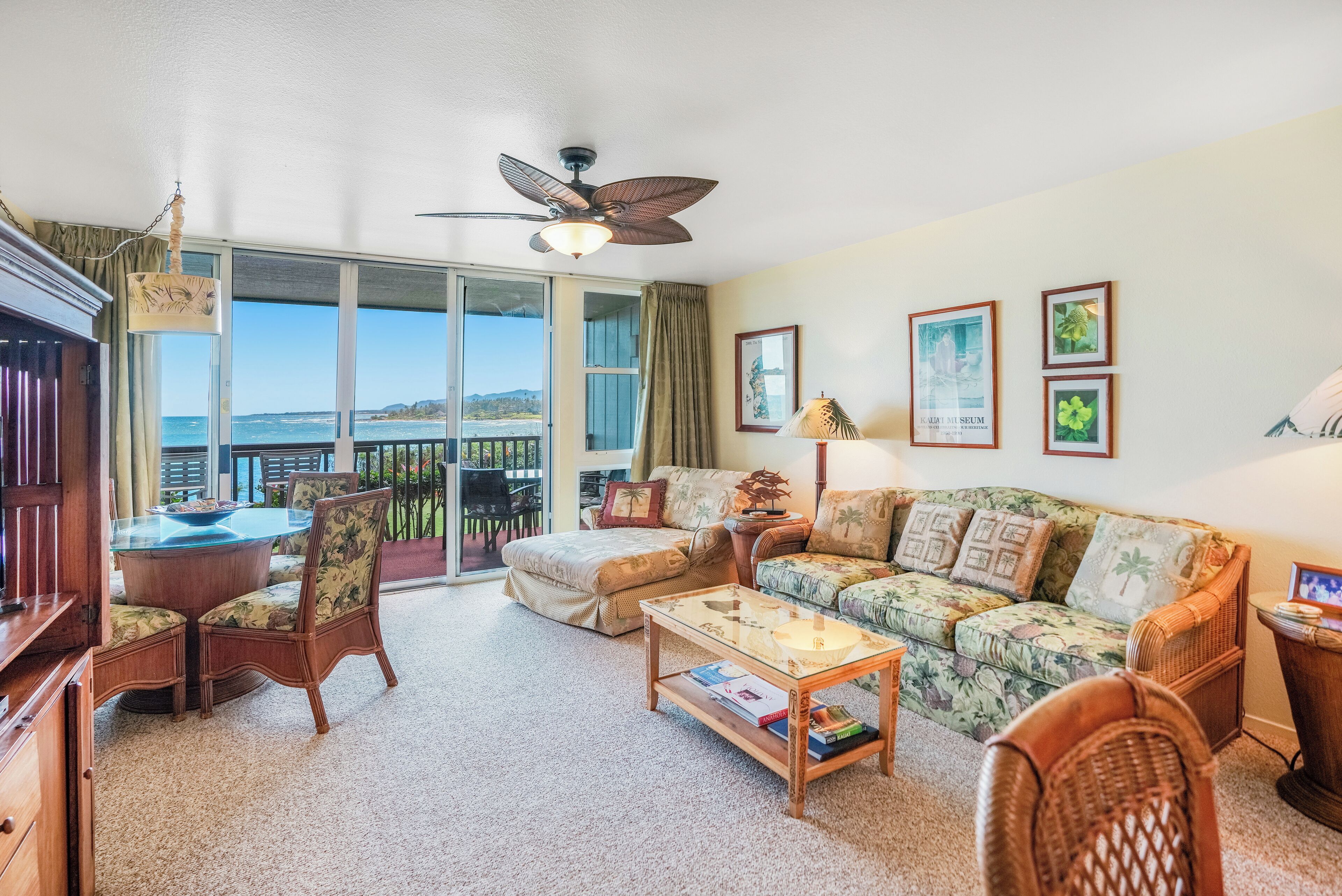 Wailua Bay View 107 Oceanfront condo