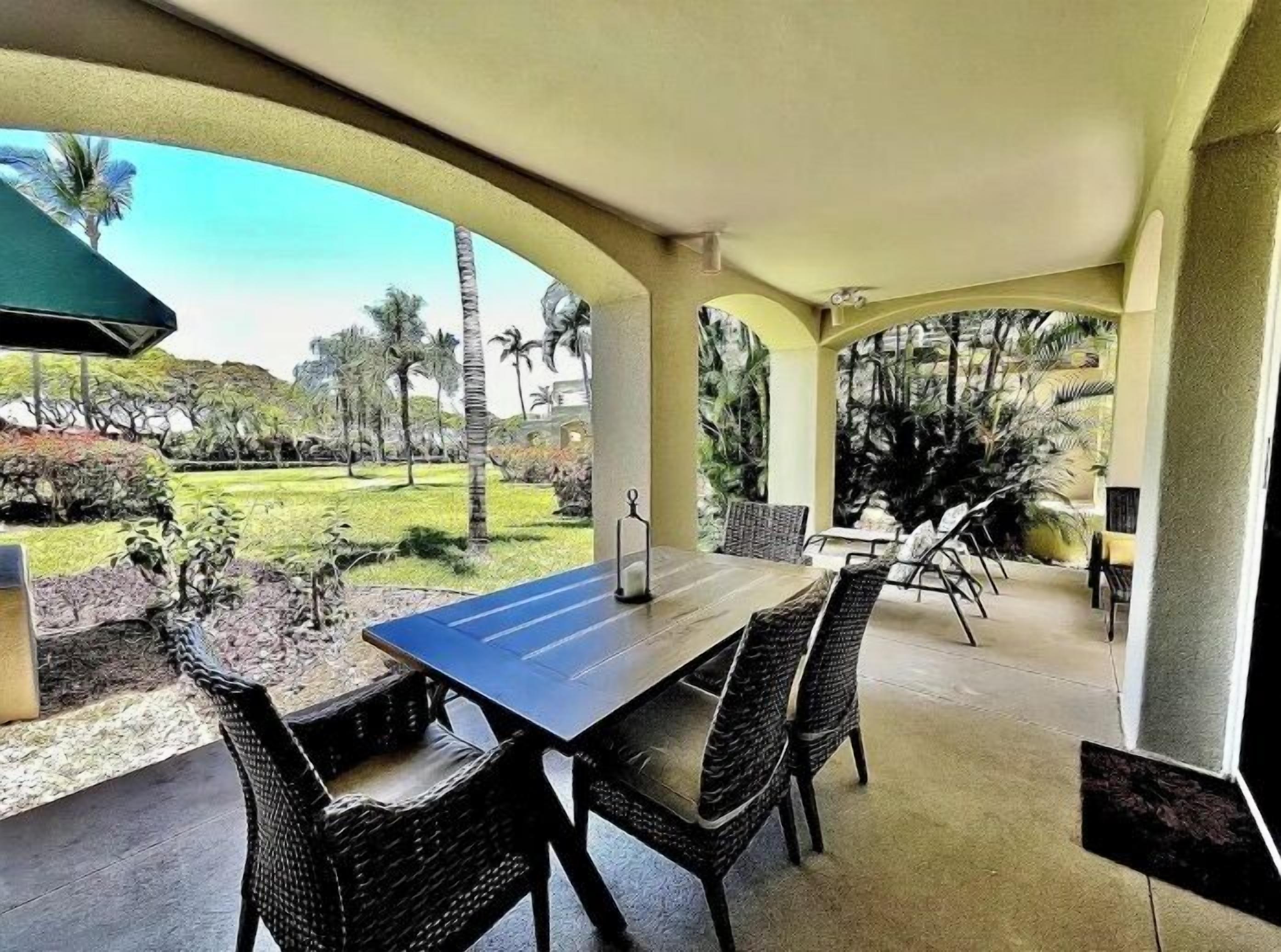 Walk to white sandy beaches - Palms 501