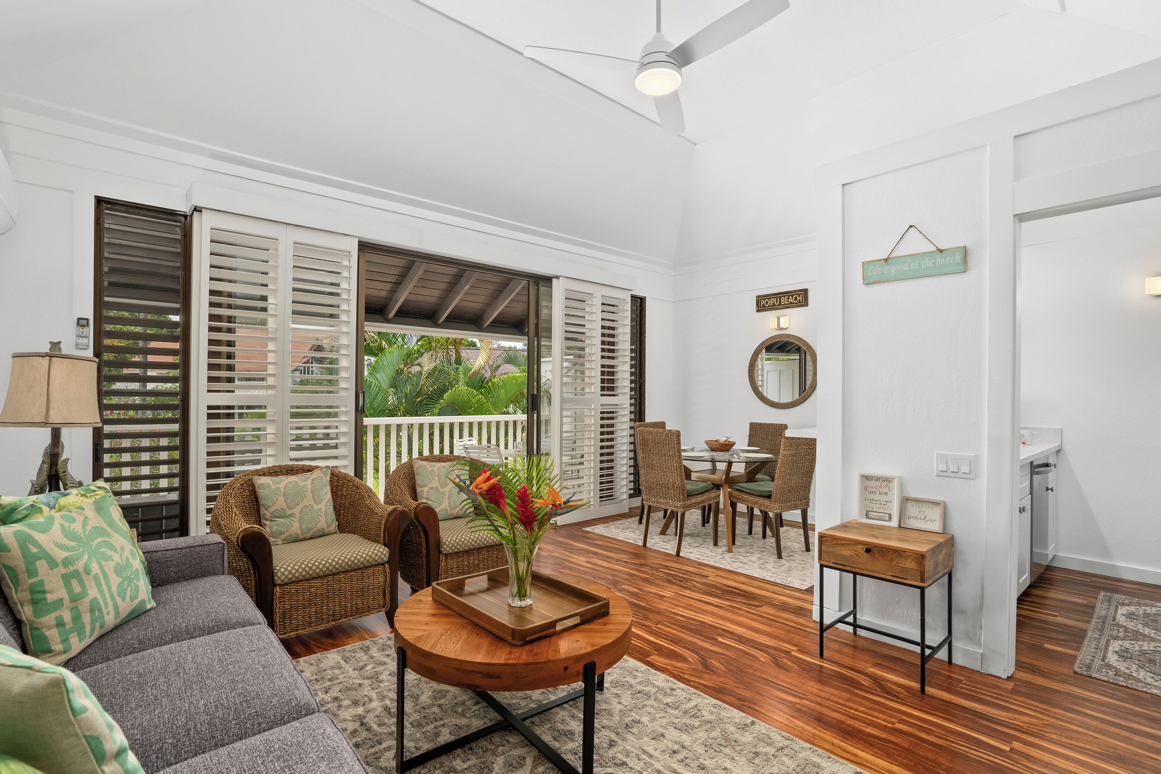 New Remodeled May 2025 1-bed.Apartment in Kiahuna with AC and fiber internet.