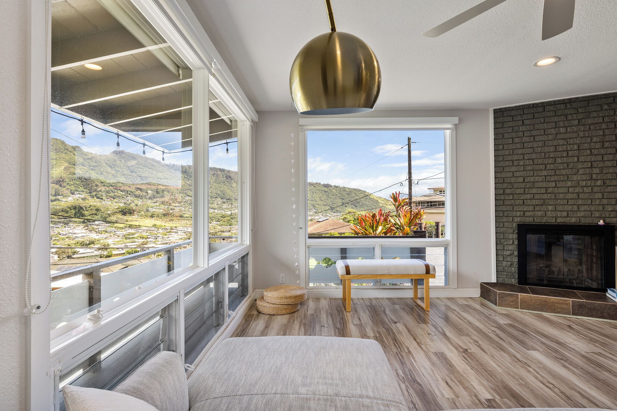 Mid-Century Modern Manoa Home with a Mountain View