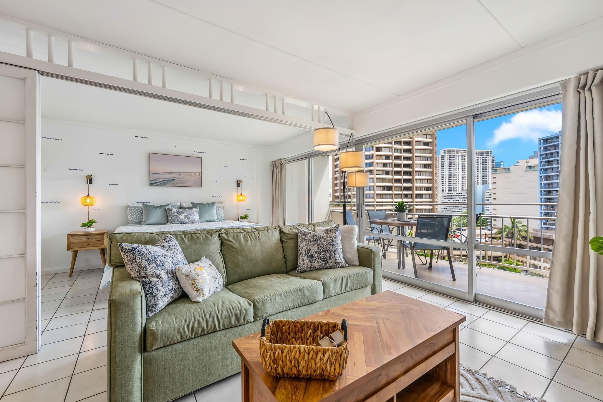 Ilikai Hotel City View 1Bdrm Suite - Steps from the Beach!