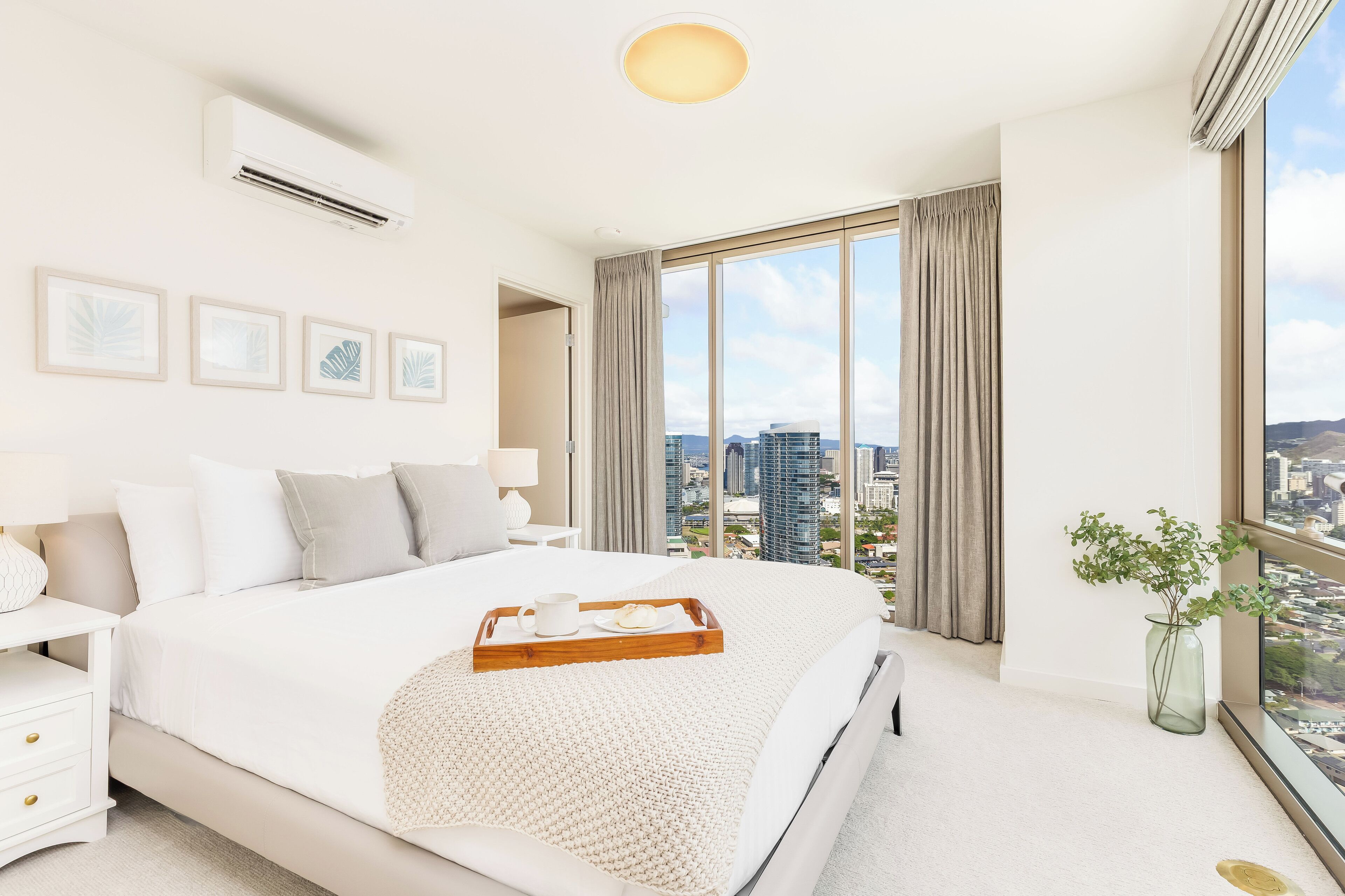 Sky Ala Moana Luxury Condo Offering MT Views and Top Amenities