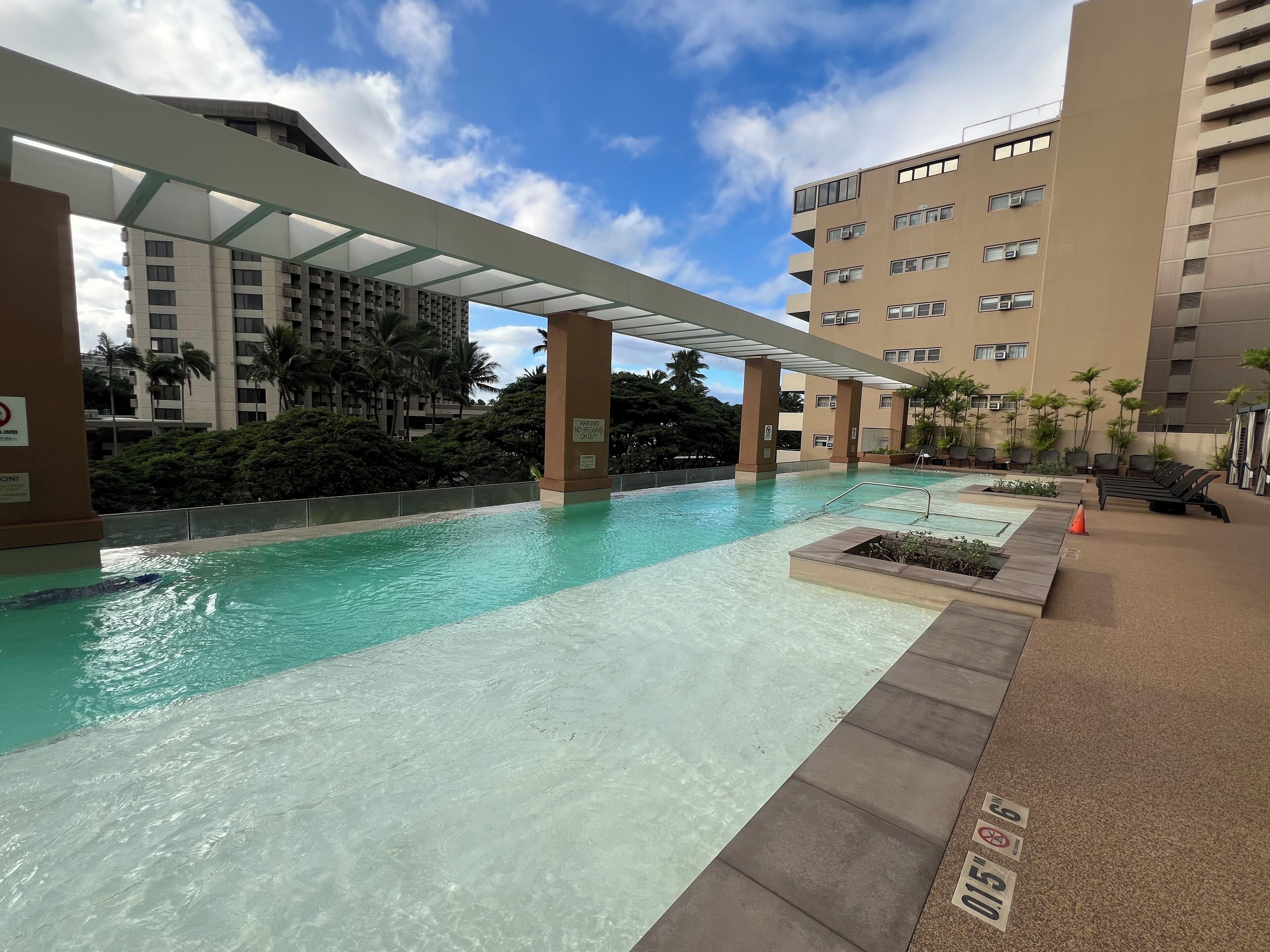 Hilton Hawaiian Grand Islander 1 bedroom 1 bathroom condo, Exceptional Pool