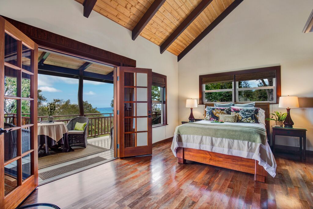 Stunning, Romantic Cottage  on Slope of Hualalai