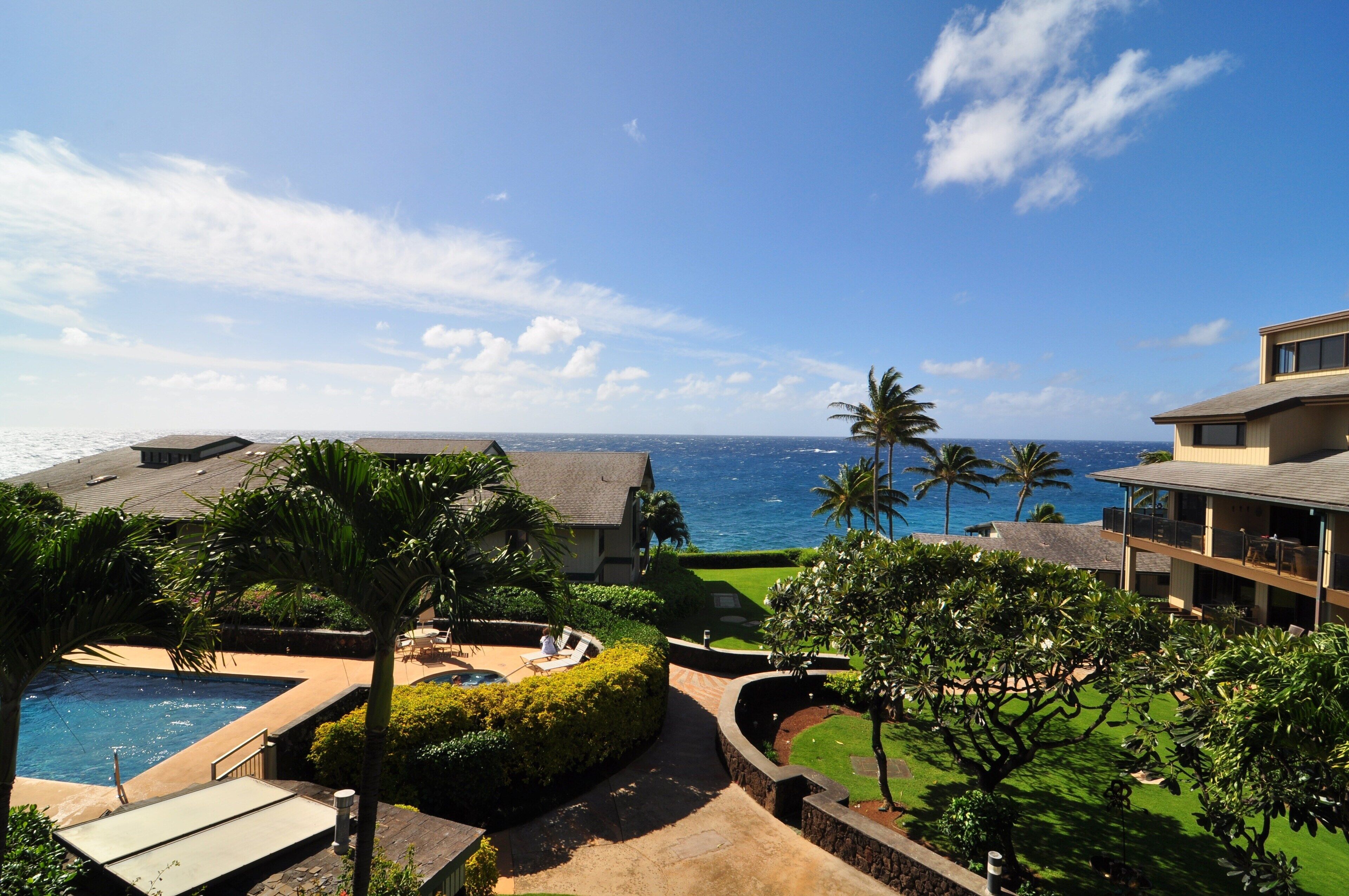 Stunning Oceanfront Views, 2+bedrms, Beautifully Renovated Condo In Poipu, Kauai