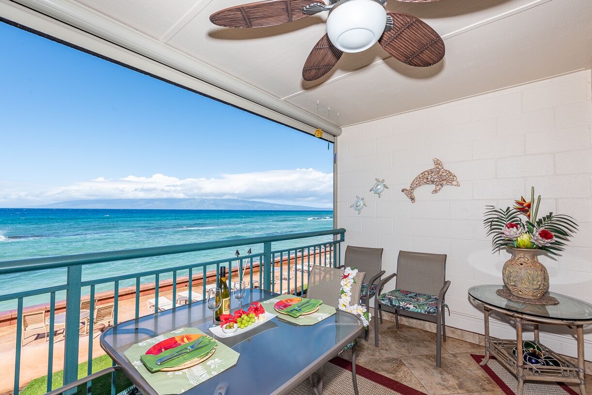 Makani Sands #203 1brm  Beachfront condo with balcony on the ocean
