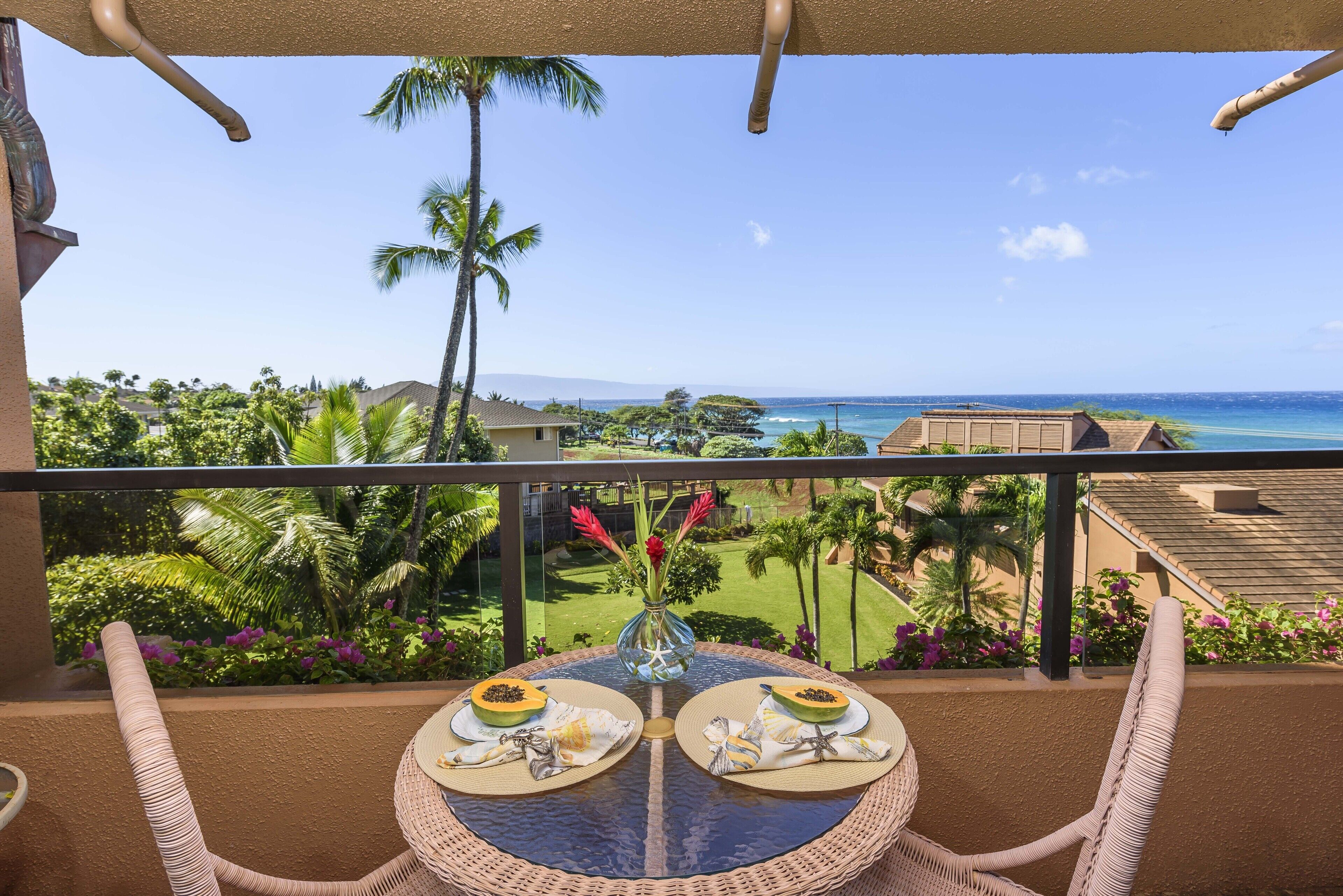 OCEAN VIEW 1 Bedroom condo - Steps to the beach!  Kahana Villa F406