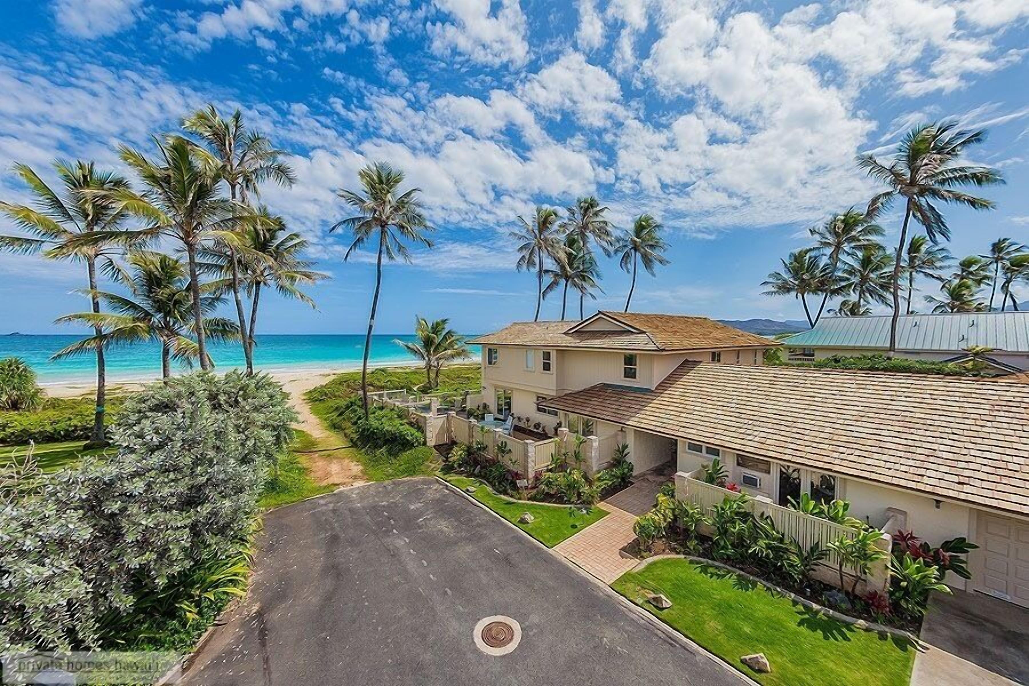 Place in Paradise - Kailua Beach Oceanfront Vacation Home