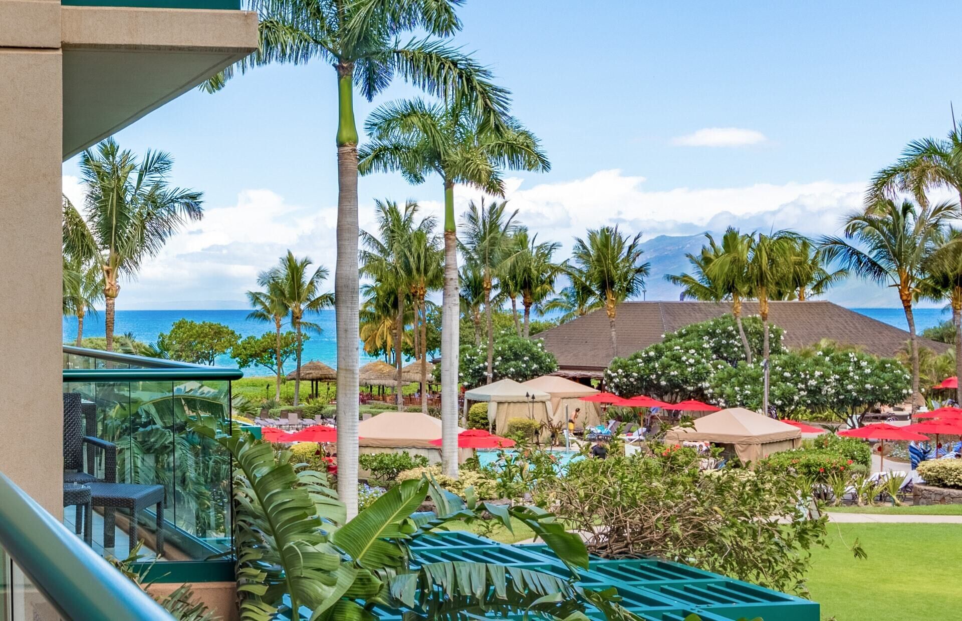 Maui Resort Rentals: Honua Kai Hokulani 213 - Rare Interior Courtyard 1BR w/ Partial Ocean Views