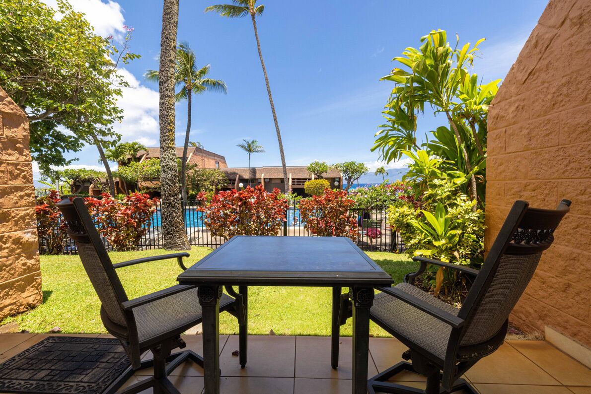 Oceanview -KUL302 - West Maui Stunning -Upgraded and quaint 1 bedroom/1 bath.