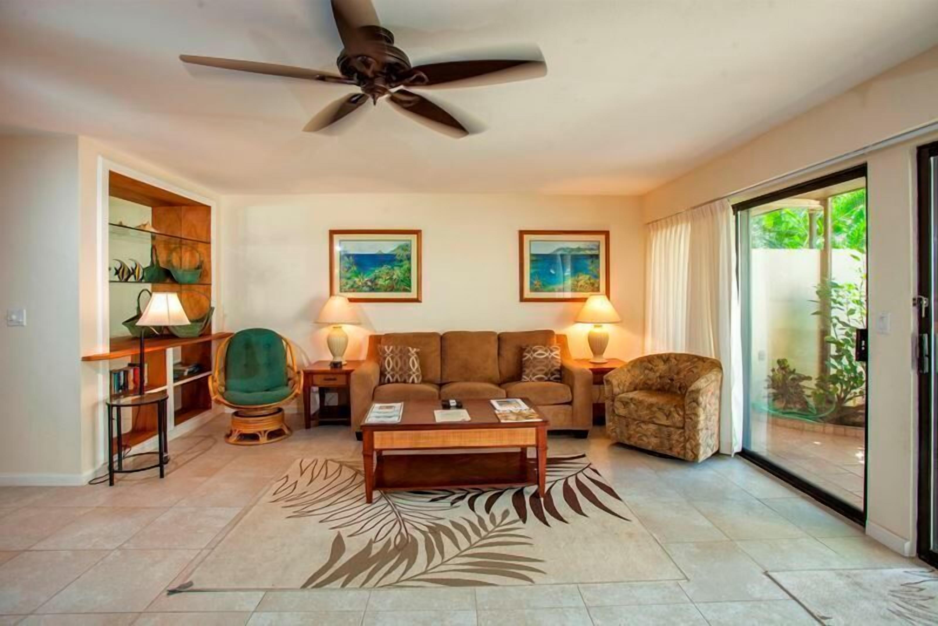 Maui Kamaole D104: Remodeled ground floor 1 bedroom, 2 bath S. Kihei condo,
