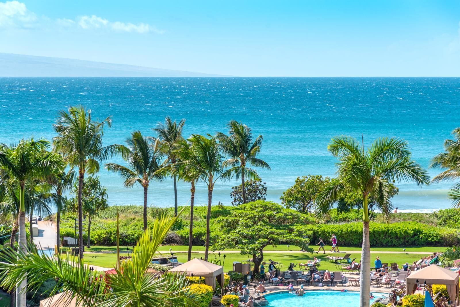 KBM Resorts | FREE CAR | Honua Kai Hokulani | Ocean view | Remodeled King Studio! HKH-537