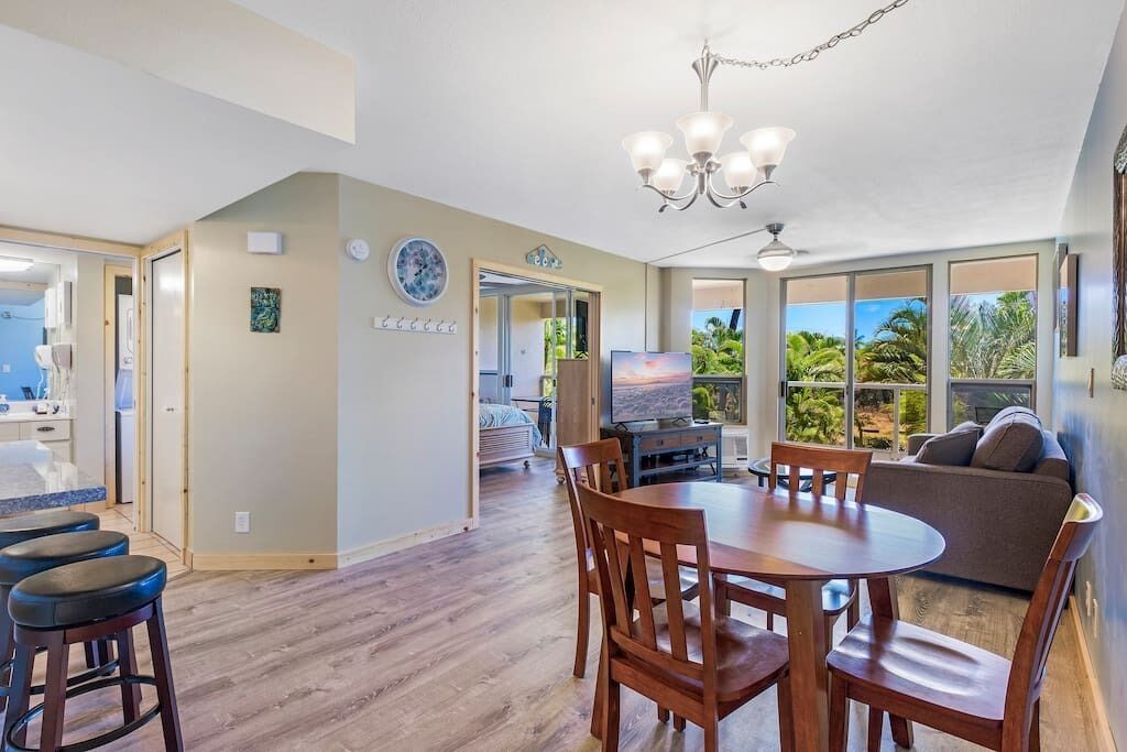 Maui Banyan G-203 1 Bedroom, Highly Desirable G Building! Steps to the Ocean!