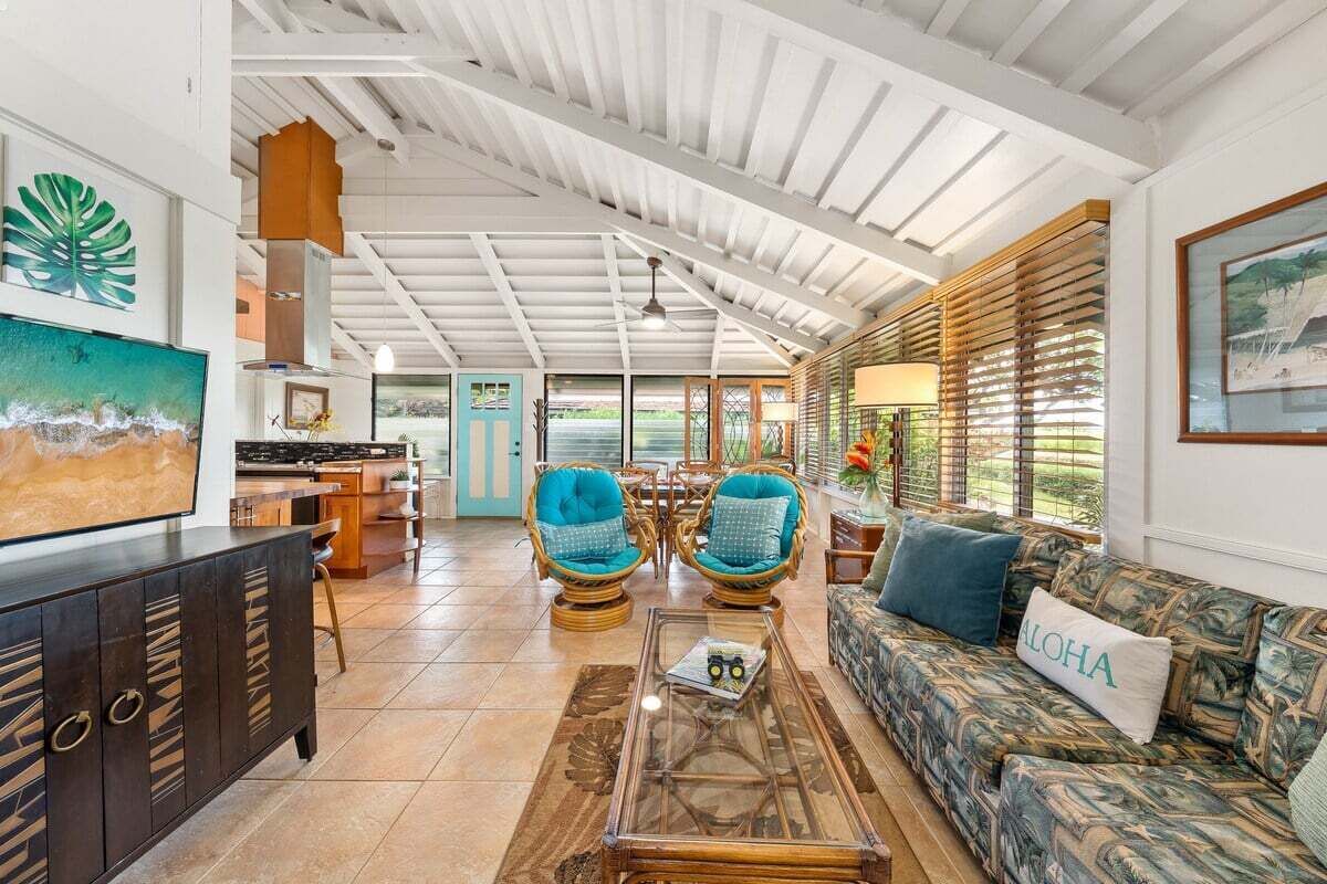 ICC 34 Spacious 2BD Plantation Cottage w Pool AC Near Beach