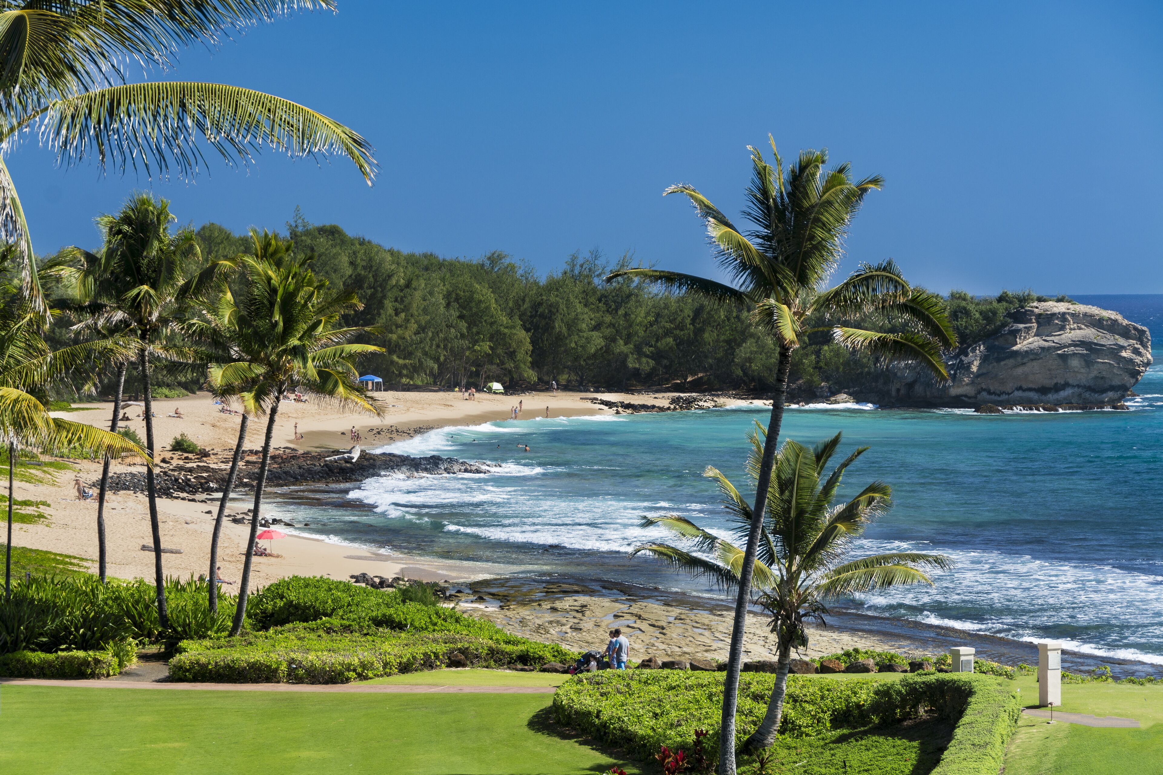 Poipu Beachfront Penthouse near Hyatt - Honeymoon - AC in Bedroom, WIFI