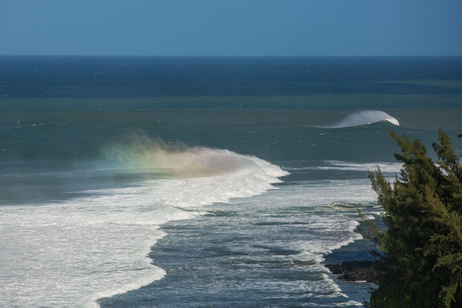 Magnificent Views of the Mighty Pacific Ocean from Every Room