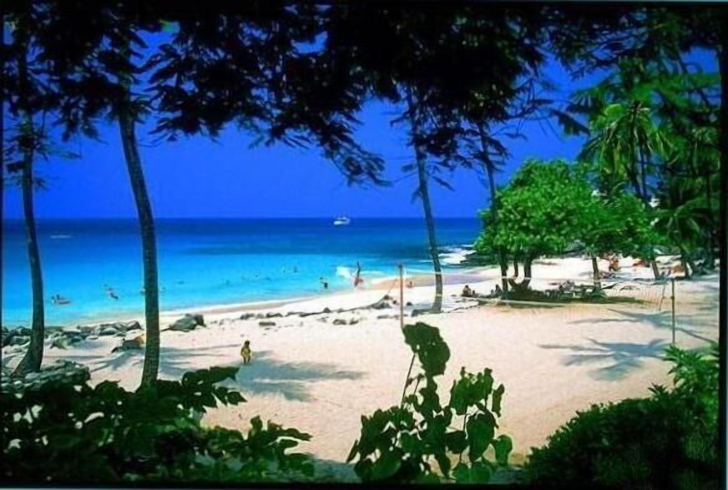 Oceanfront Luxury Condo Closest to Beach