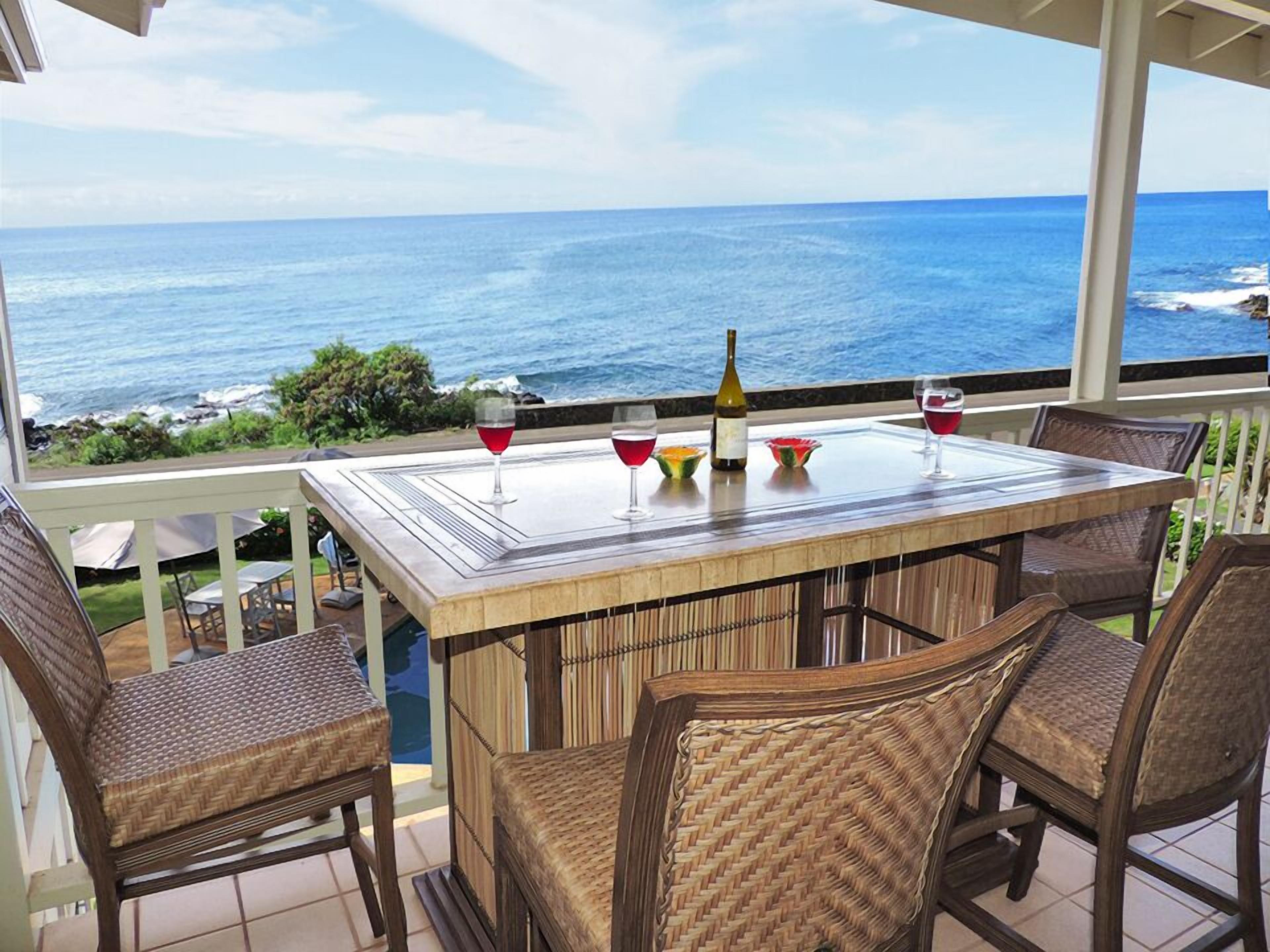 Alihi Lani 5 - Oceanfront  - Sunset Views  - A/C