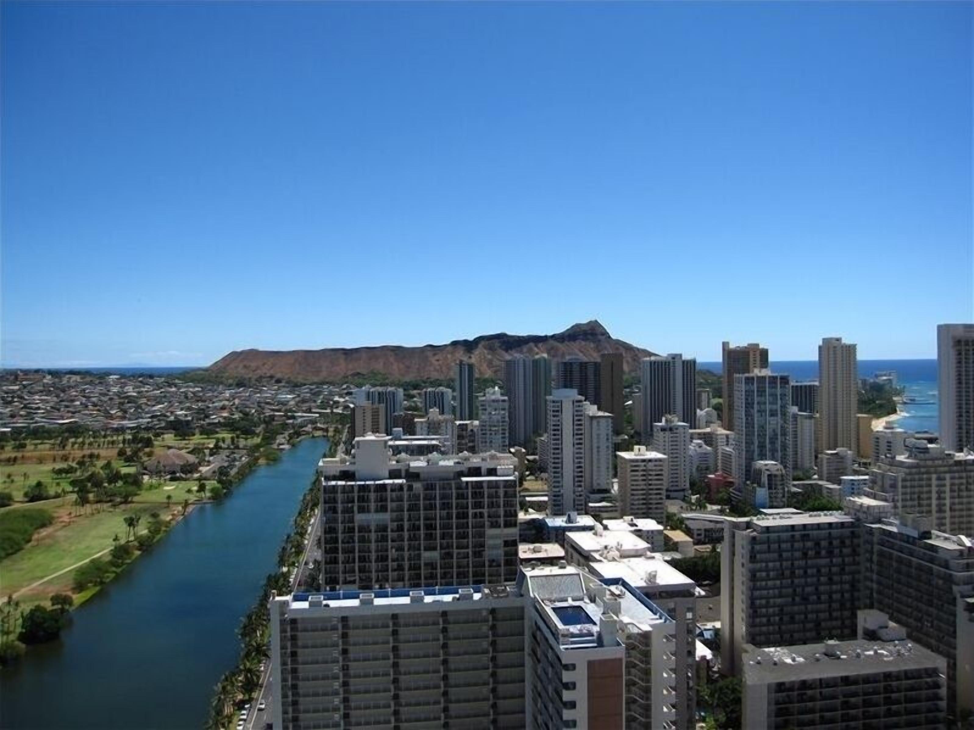 Waikiki Studio for Rent (30 day min)